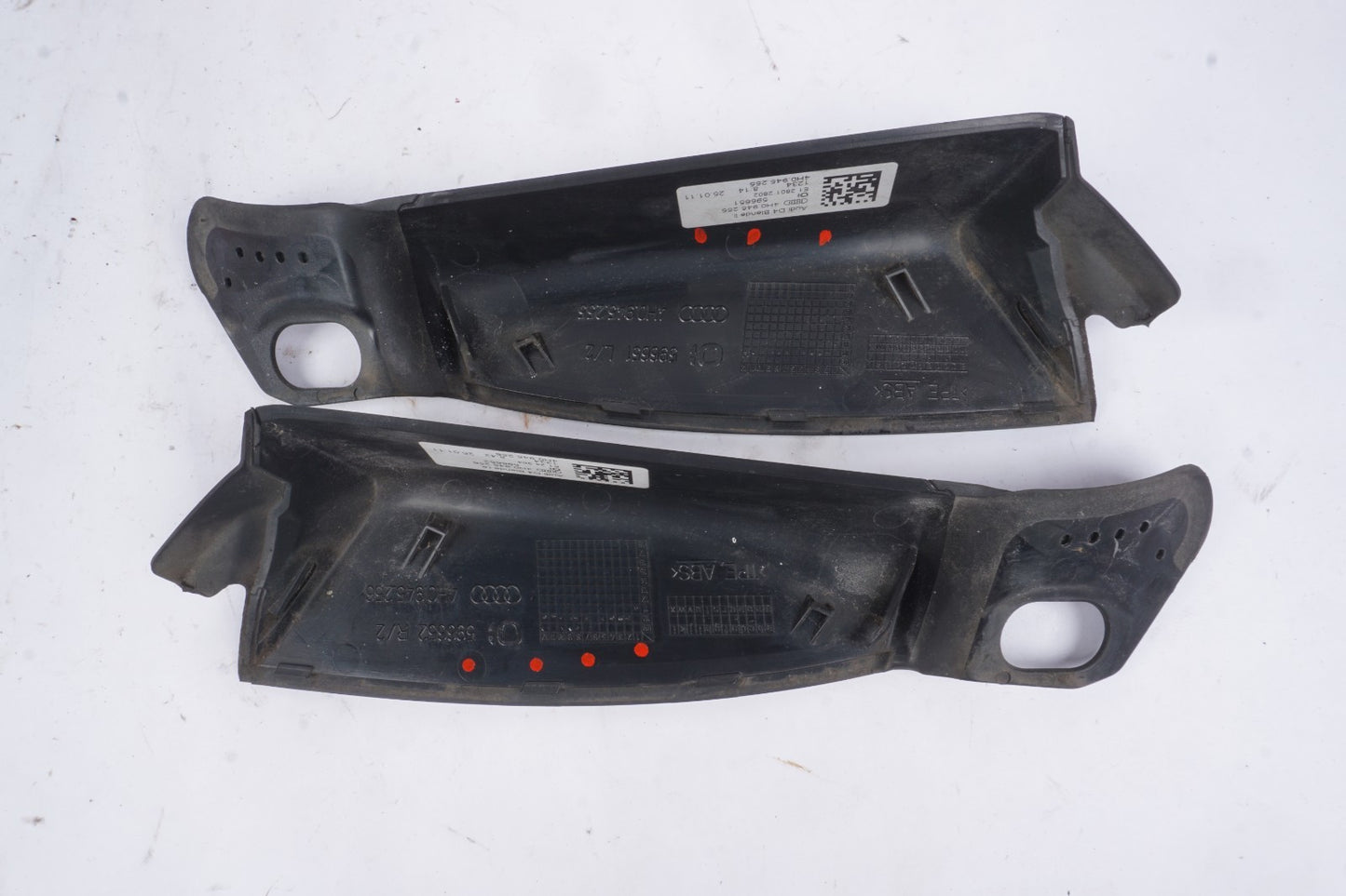 2011 - 2014 Audi A8l Rear Left Right Side Taillight Lamp Lower Trim Cover OEM
