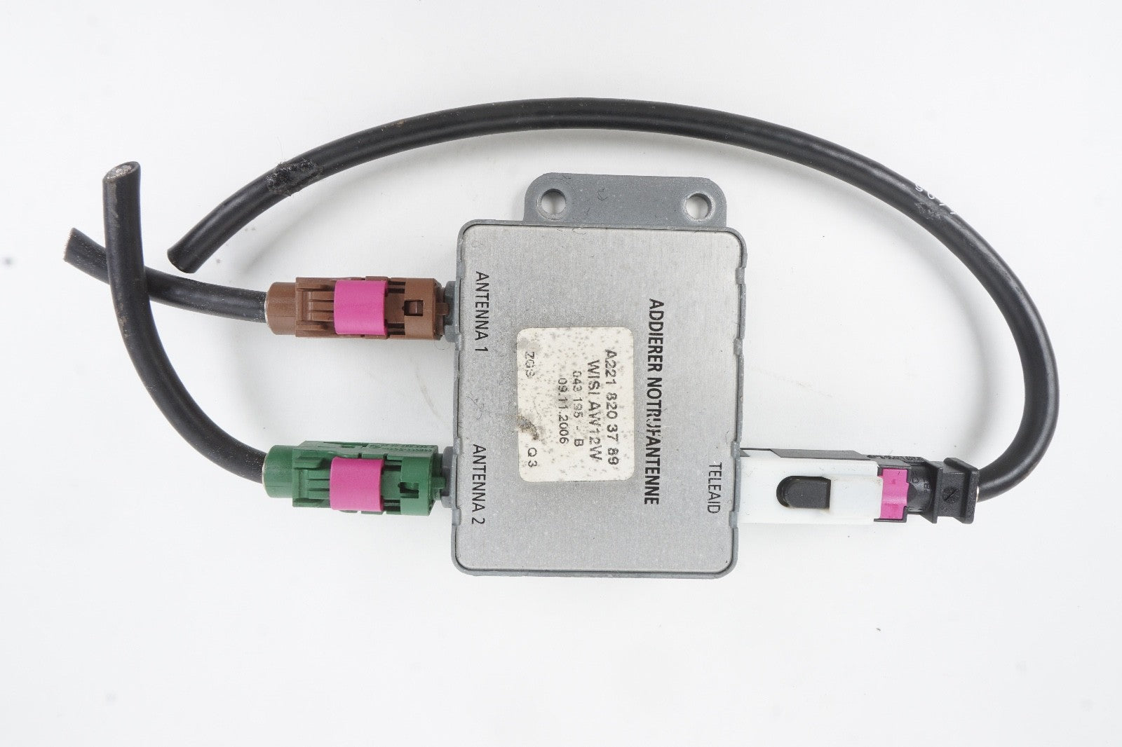 07-14 Mercedes W221 S550 S600 CL550 Antenna Amplifier AMP Splitter Module OEM