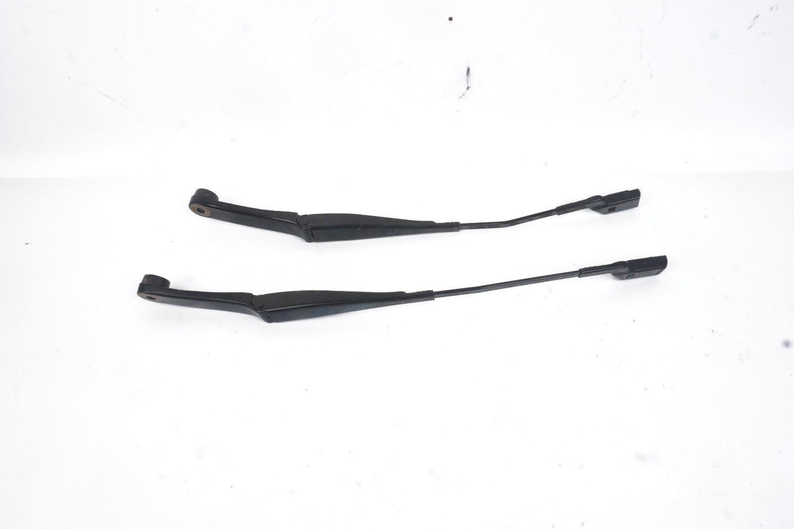 2015-2023 Jeep Renegade Front Windshield Wiper Arm Left & Right OEM