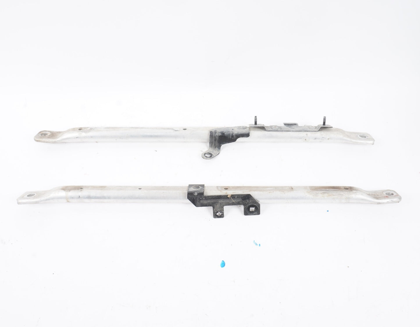 17 - 22 Alfa Romeo Giulia 2.0L TOWER STRUT BAR BRACE LEFT & RIGHT SET OEM