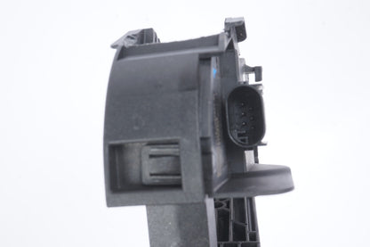 09-15 BMW F01 F02 750i 750Li Gas Pedal Accelerator 6889822 OEM
