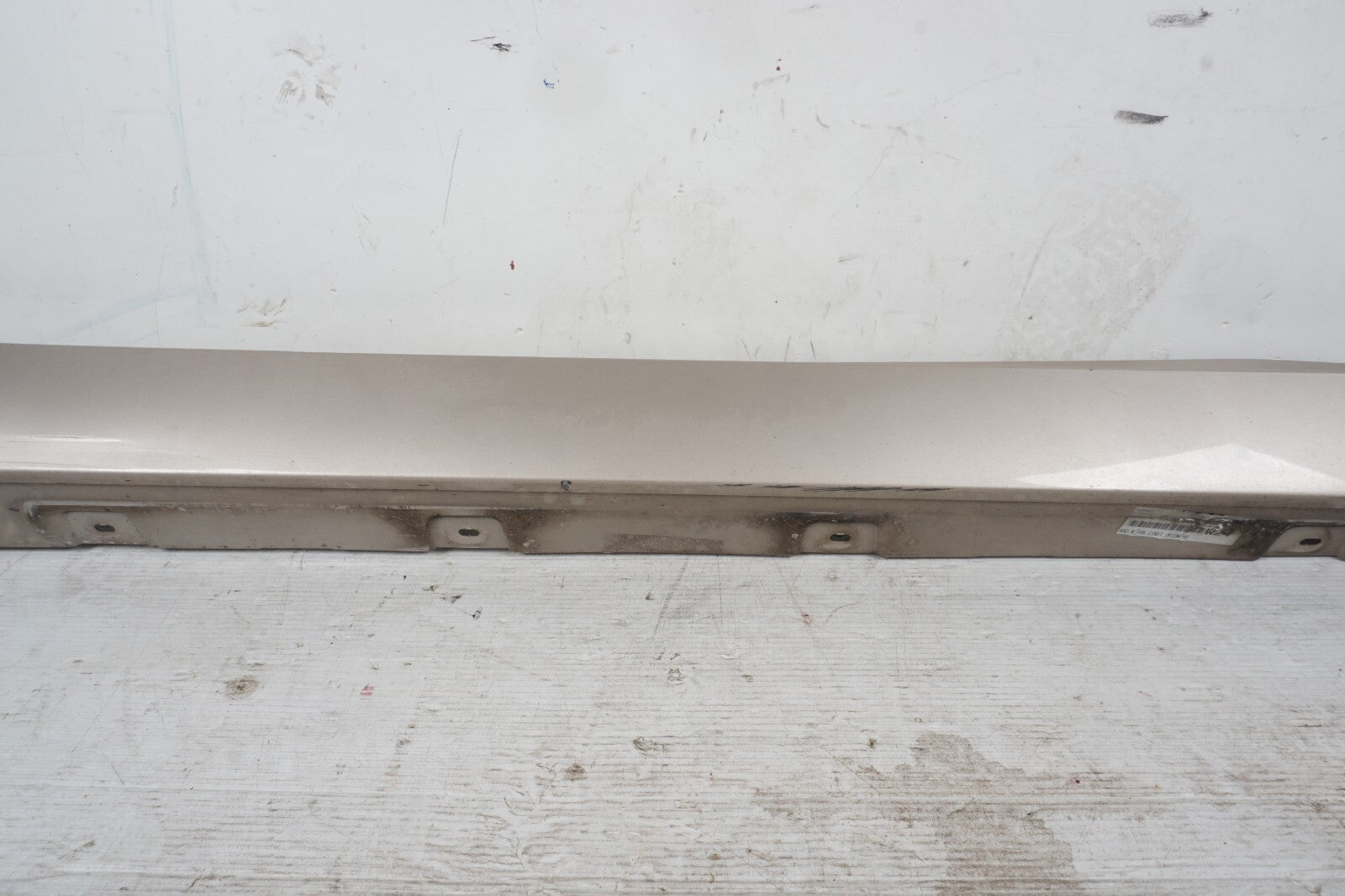 13-18 BMW 650i 640i Grand Coupe Right Passenger Side Rocker Panel Molding OEM