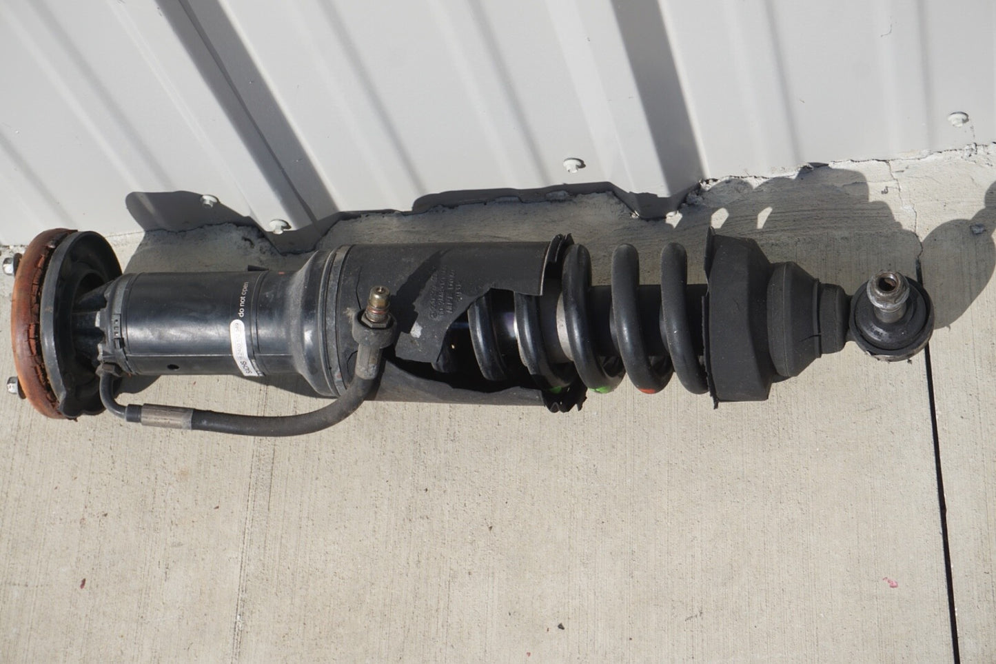 03-06 Mercedes R230 SL500 SL600 Front Right Hydraulic Shock Strut Absorber OEM