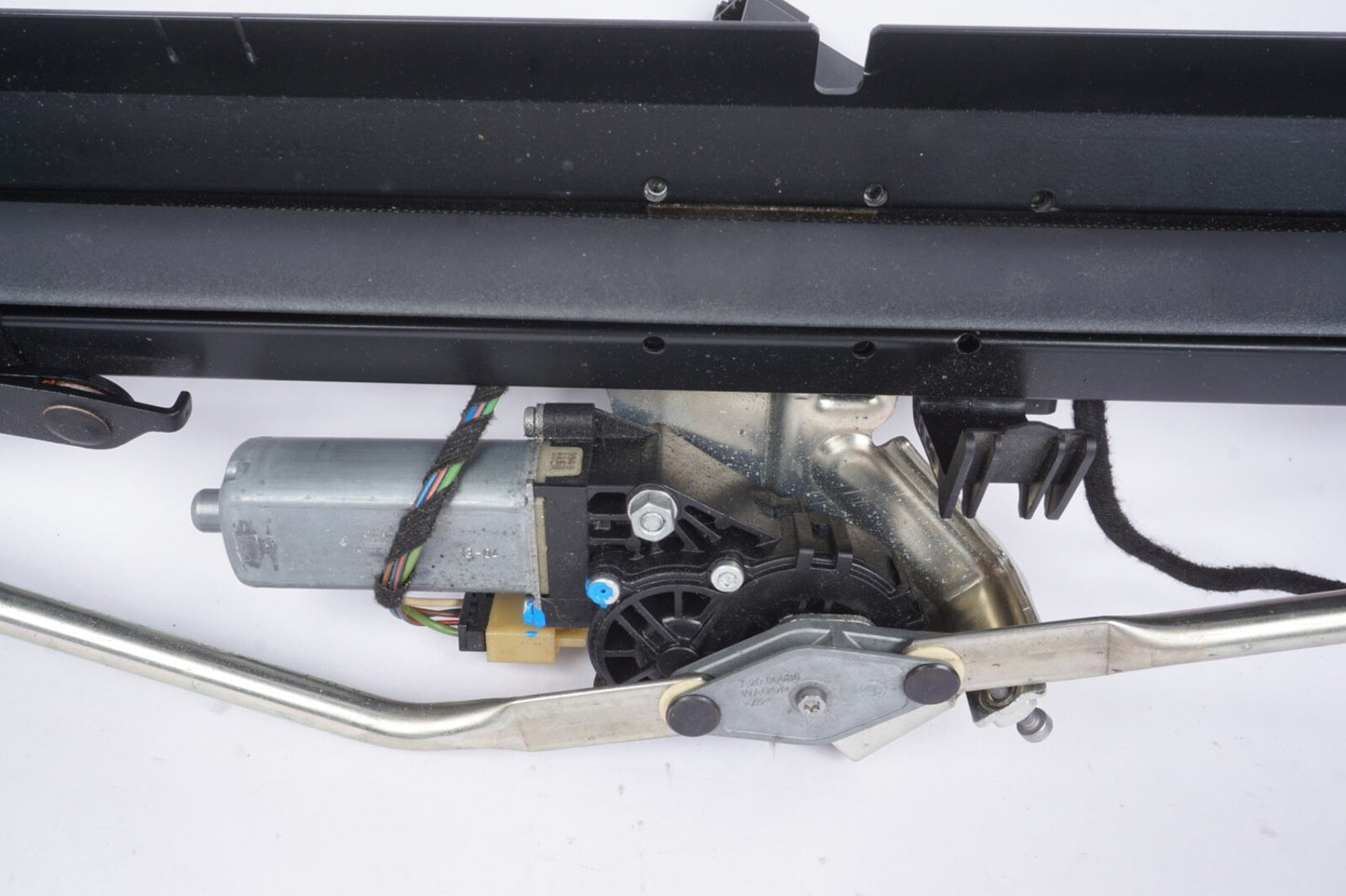 10-17 Mercedes W207 E350 E400 E550 Rear Window Sun Shade Roller Blind OEM