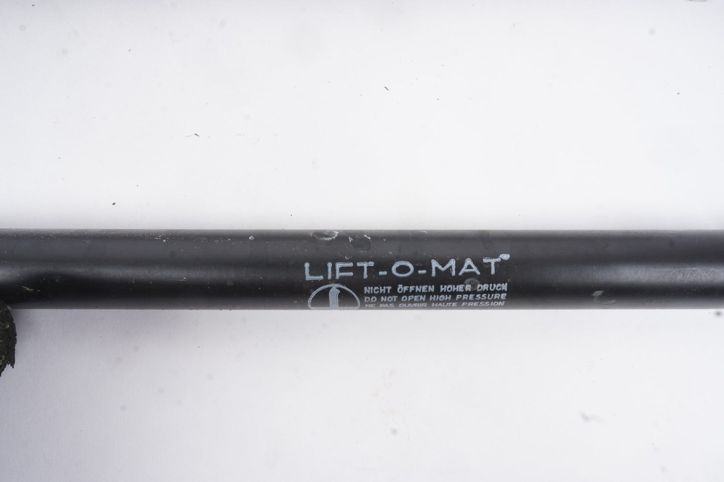 1987 - 1993 Cadillac Allante Rear Trunk Lift Support Left & Right OEM