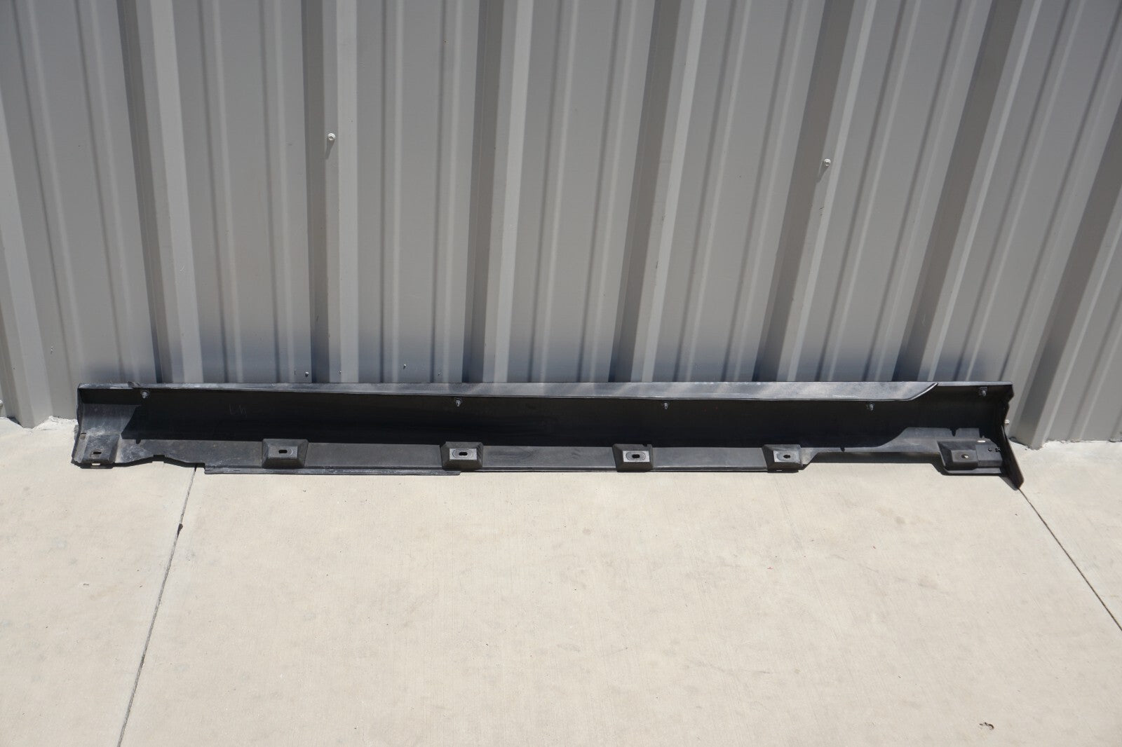 2012 - 2018 FORD FOCUS Driver Left Side Rocker Panel Skirt Molding  OEM