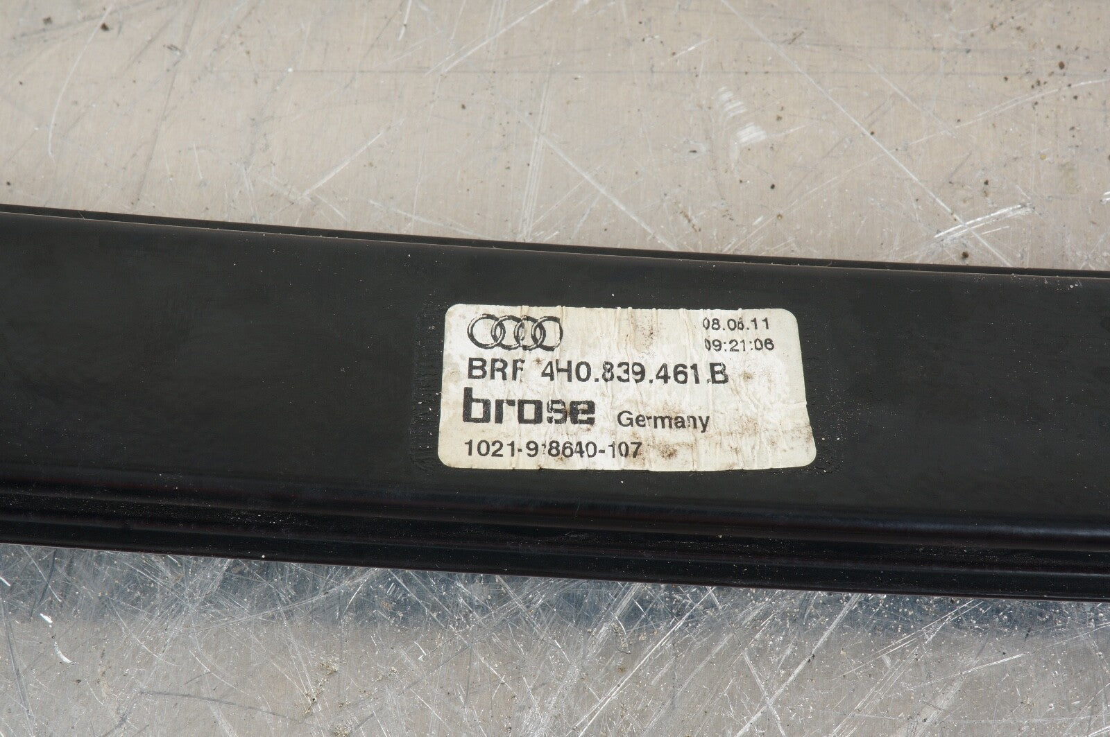 2011 - 2017 AUDI A8 L REAR LEFT DRIVER SIDE DOOR WINDOW REGULATOR OEM