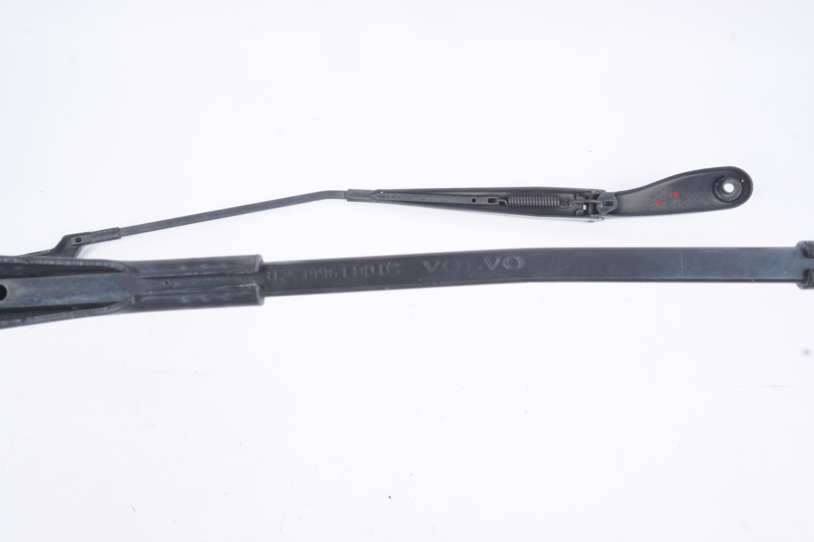 2006 - 2013 VOLVO C70 WINDSHIELD WIPER ARMS PAIR LEFT AND RIGHT