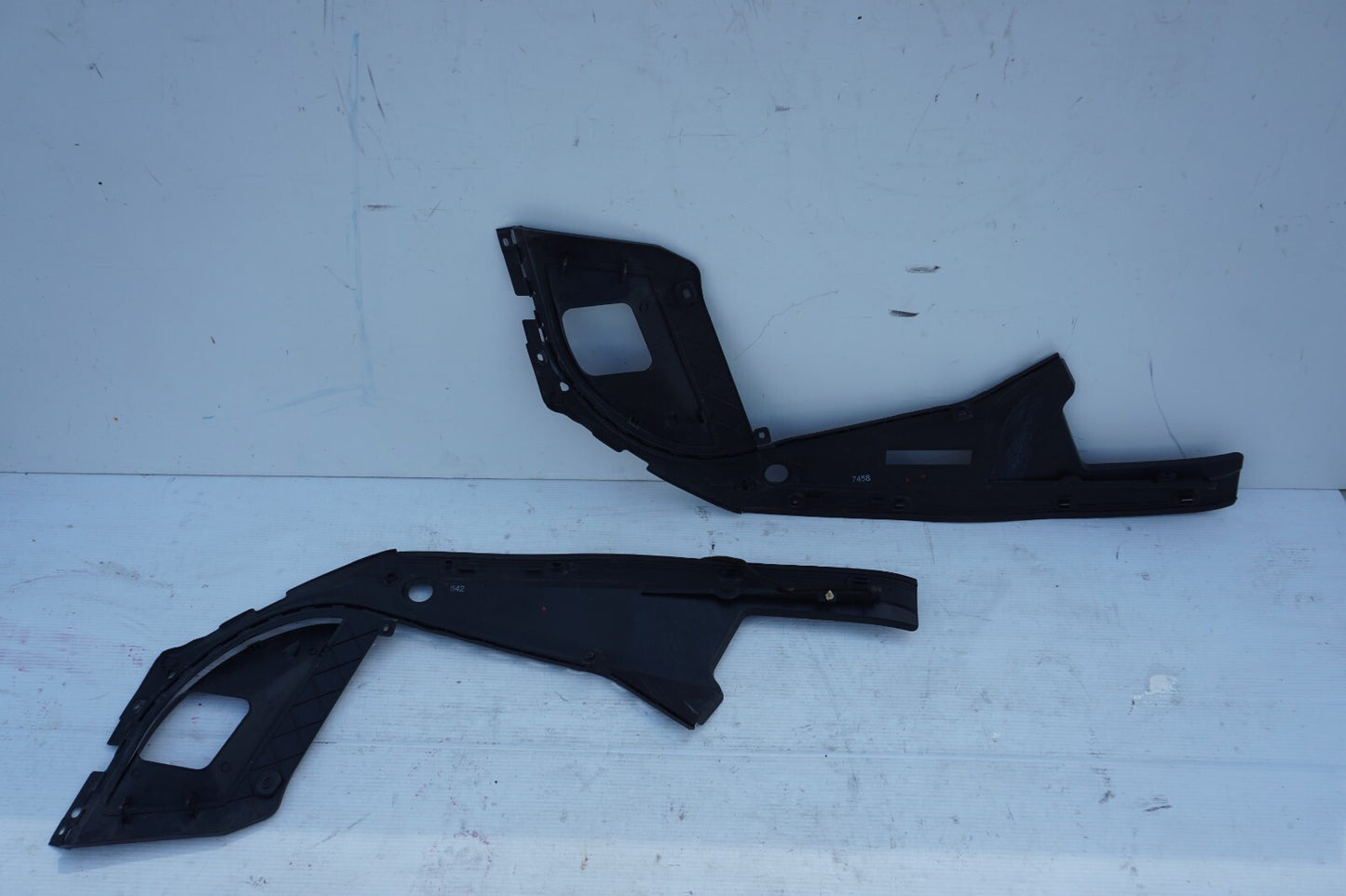 2010-2017 BMW 550I GT F07 ENGINE BAY FENDER SPLASH SHIELD TRIM LEFT & RIGHT OEM