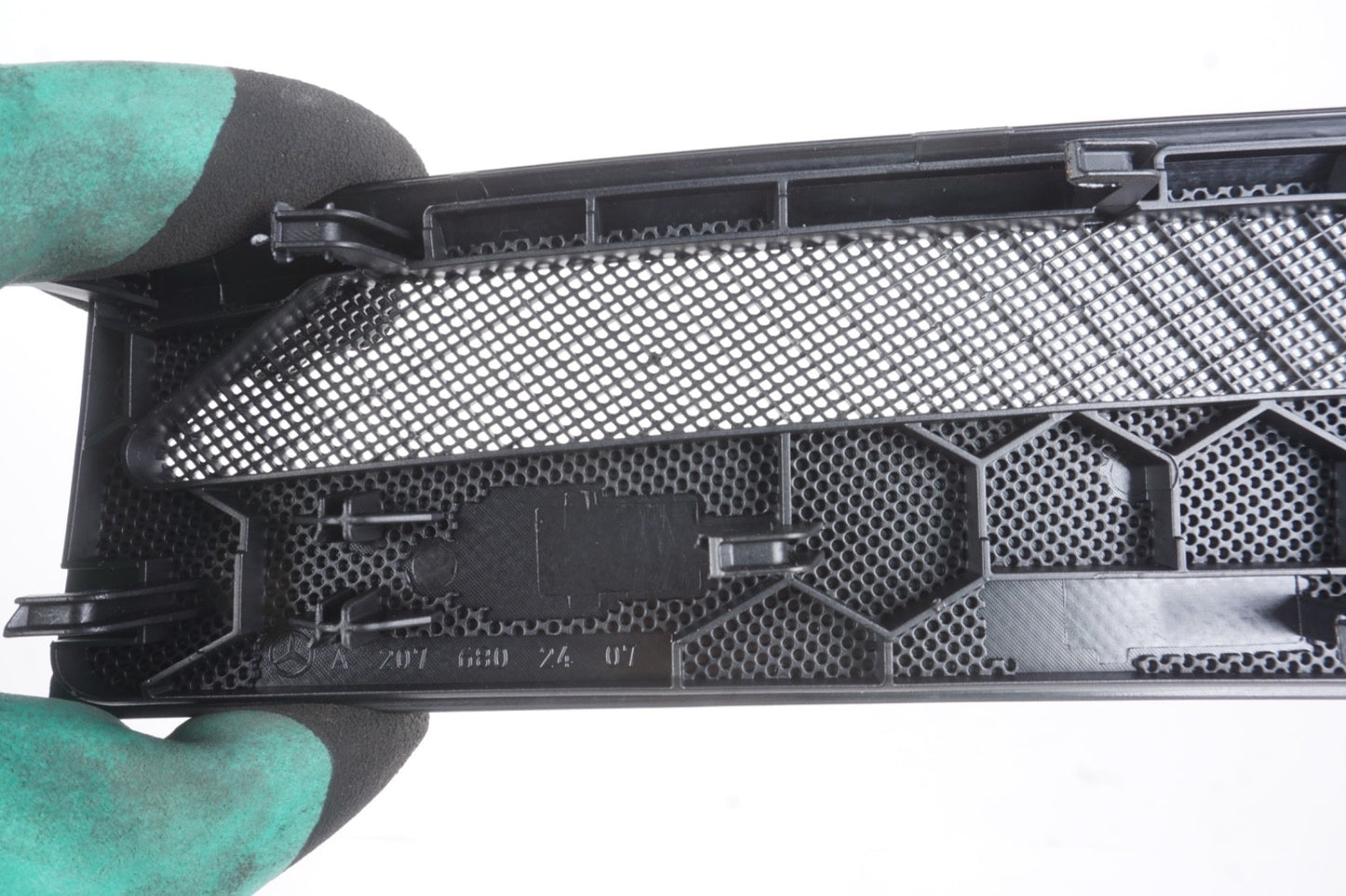 2010 - 2017 Mercedes E550 E350 Dashboard Dash Grille Speaker Cover Black OEM