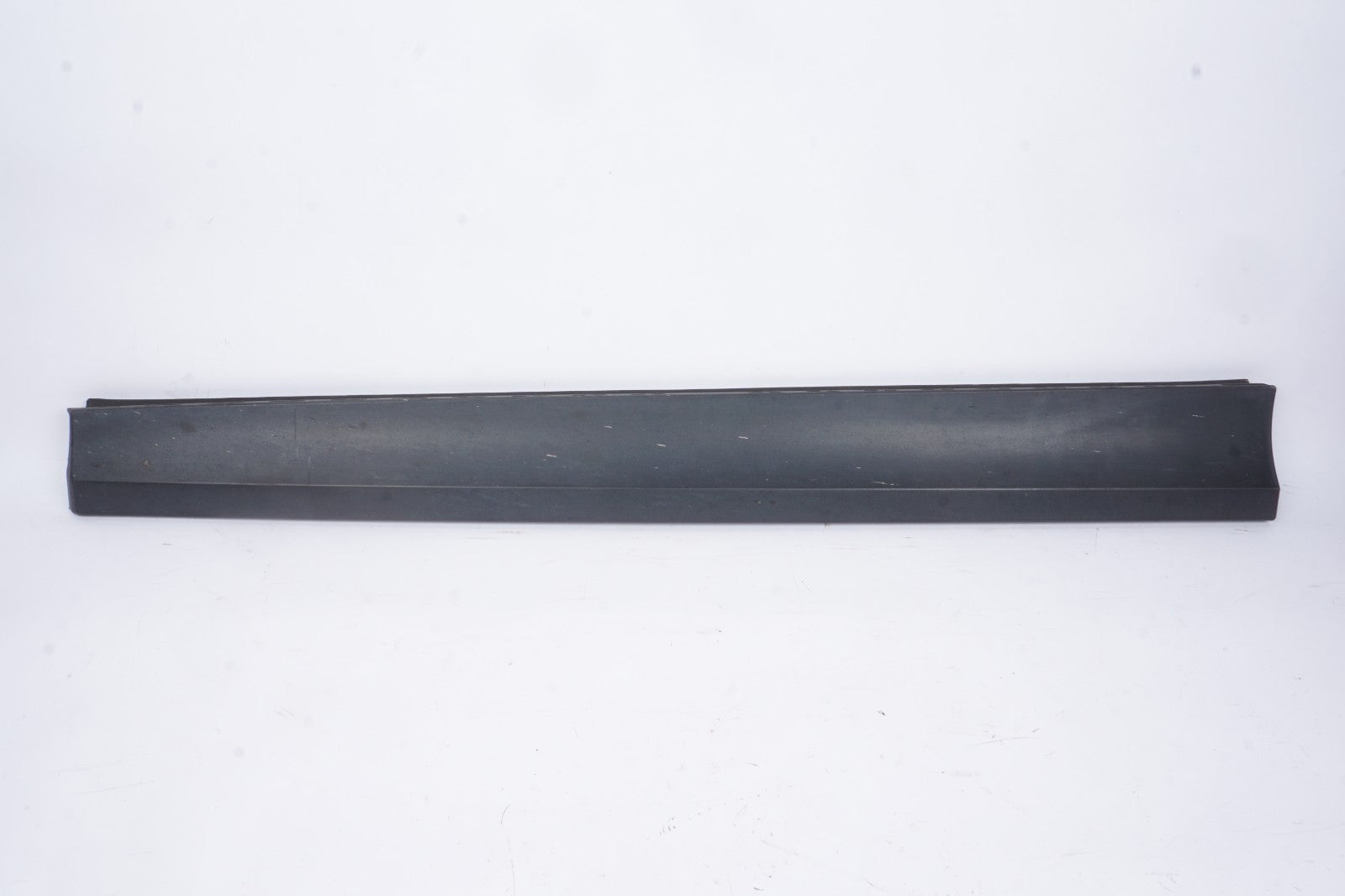 2011 - 2018 Bmw X3 X4 Front Right Lower Door Moulding Trim OEM