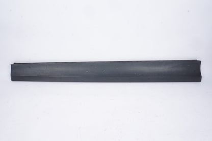 2011 - 2018 Bmw X3 X4 Front Right Lower Door Moulding Trim OEM