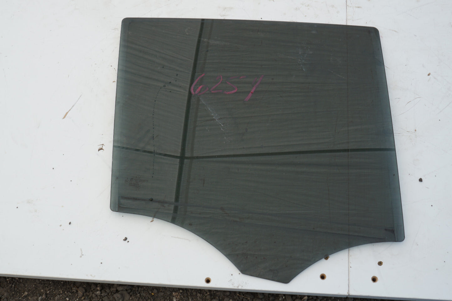 06-11 Mercedes W164 ML63 ML350 REAR RIGHT PASSENGER SIDE WINDOW GLASS OEM