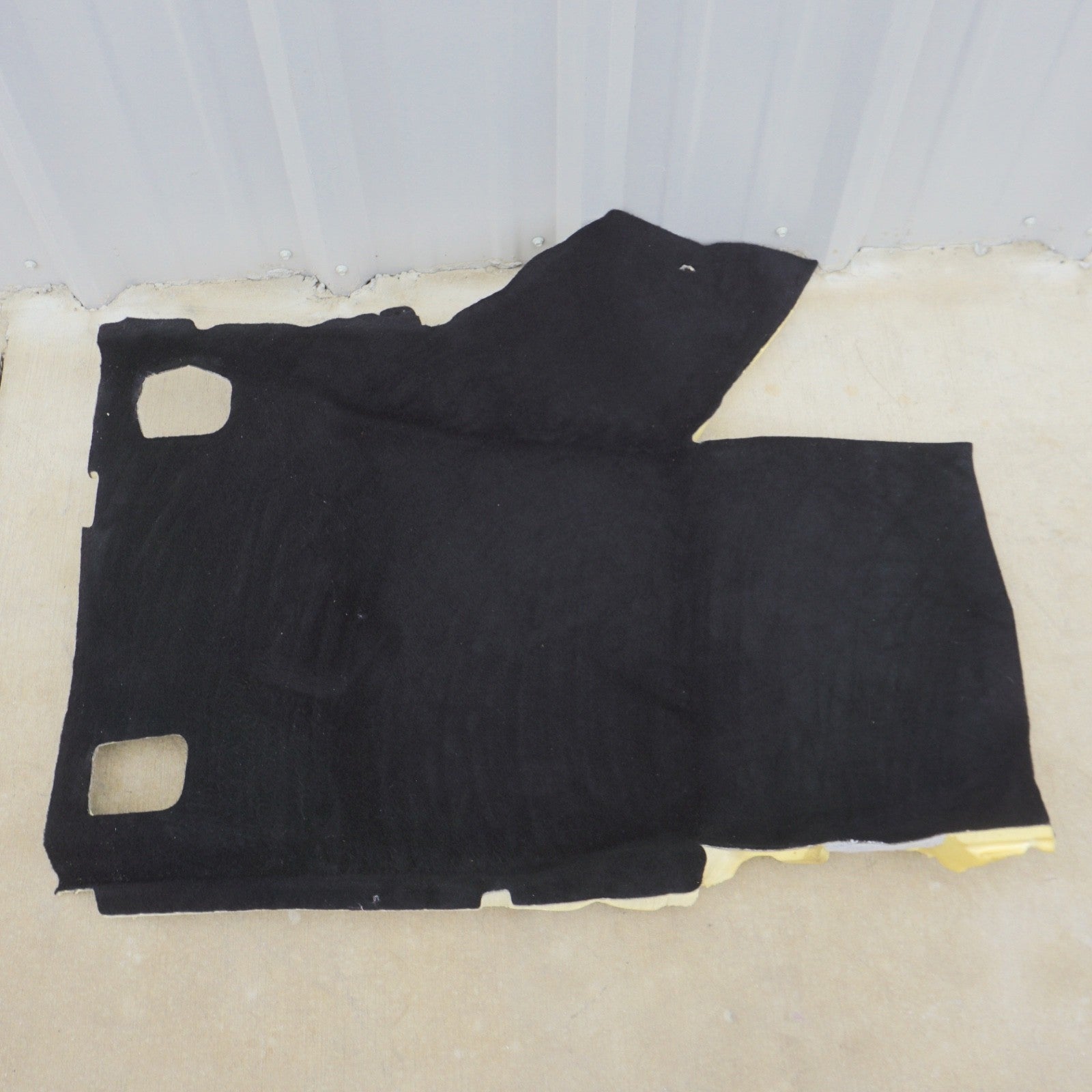 2022 - 2024 MERCEDES EQB350 X243 FRONT RIGHT SIDE FLOOR CARPET COVER LINER OEM