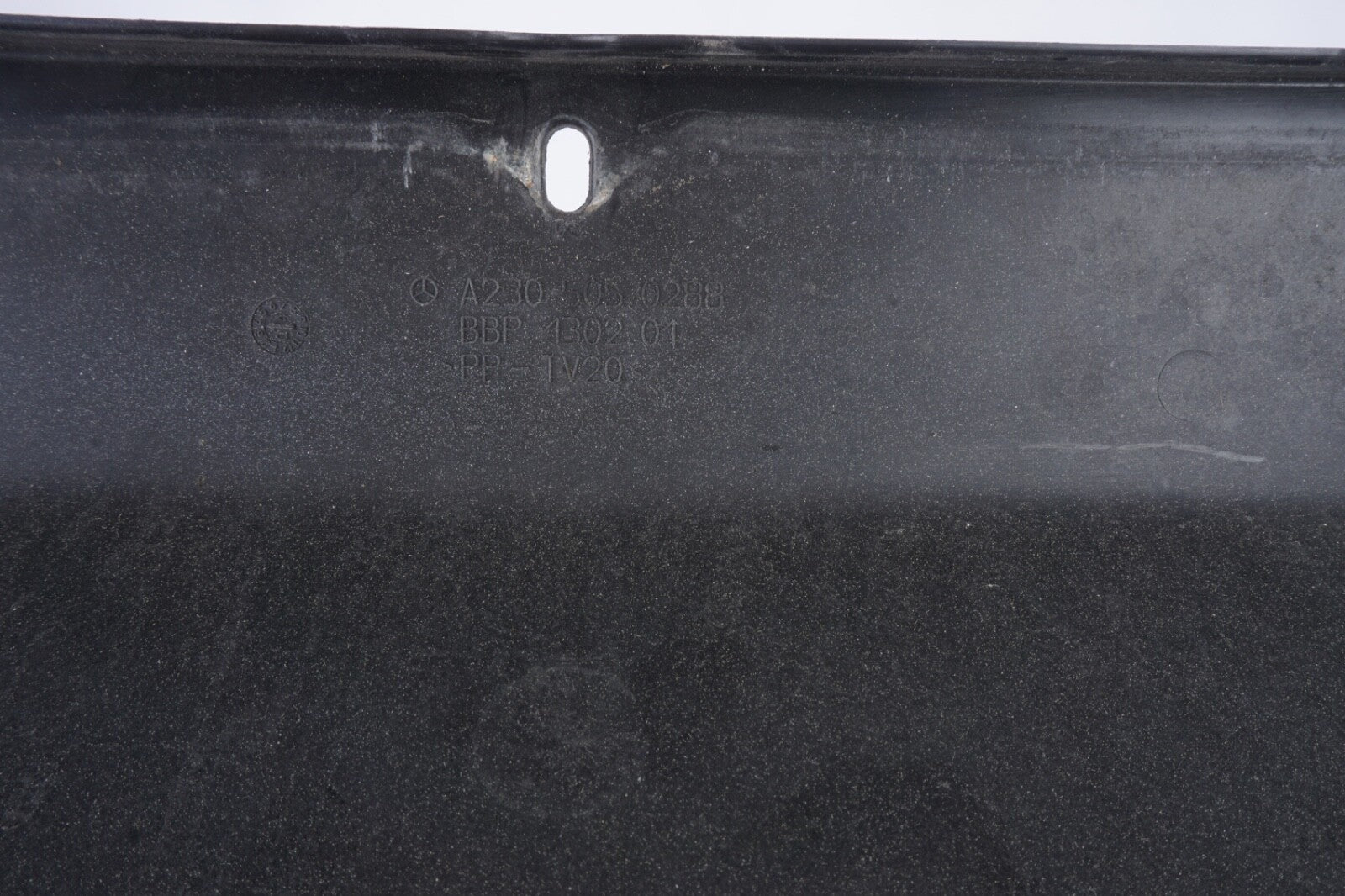 03-08 Mercedes R230 SL500 SL55 Upper Radiator Support Top Cover 2305050288 OEM
