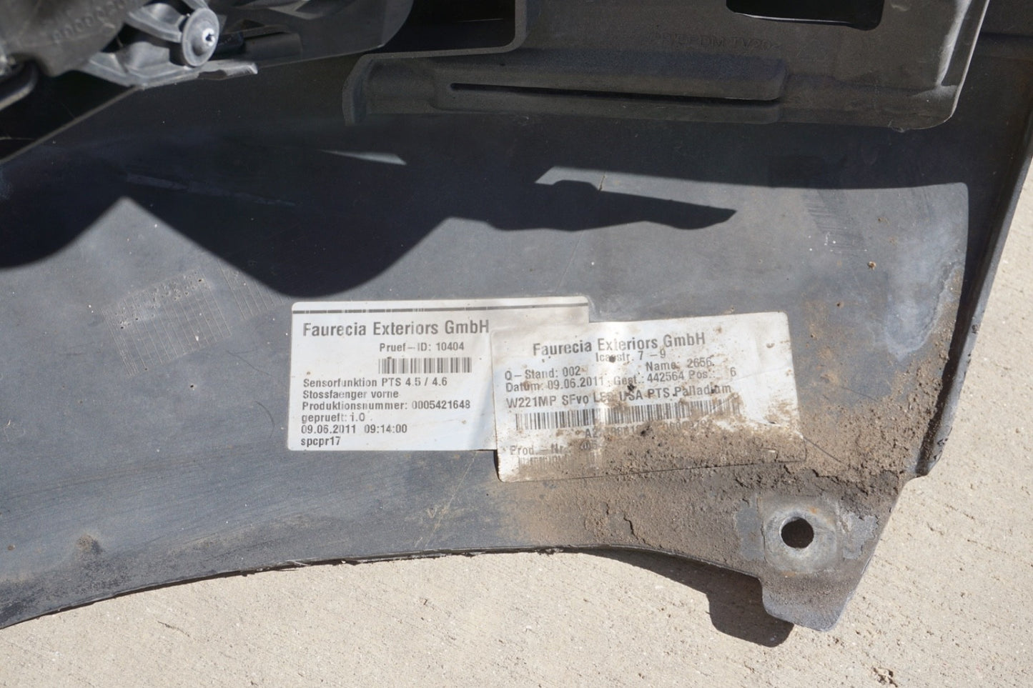 10-13 Mercedes W221 S550 S400 Base Front Bumper Cover Assembly Gray OEM
