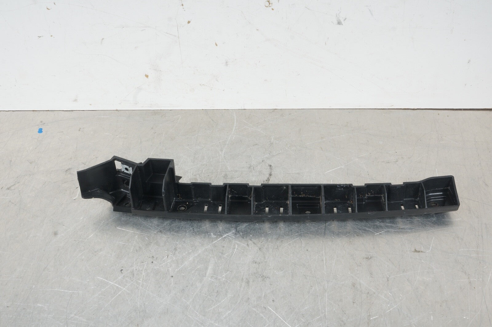 2010-2020 Bentley Mulsanne Front Bumper Bracket - LEFT