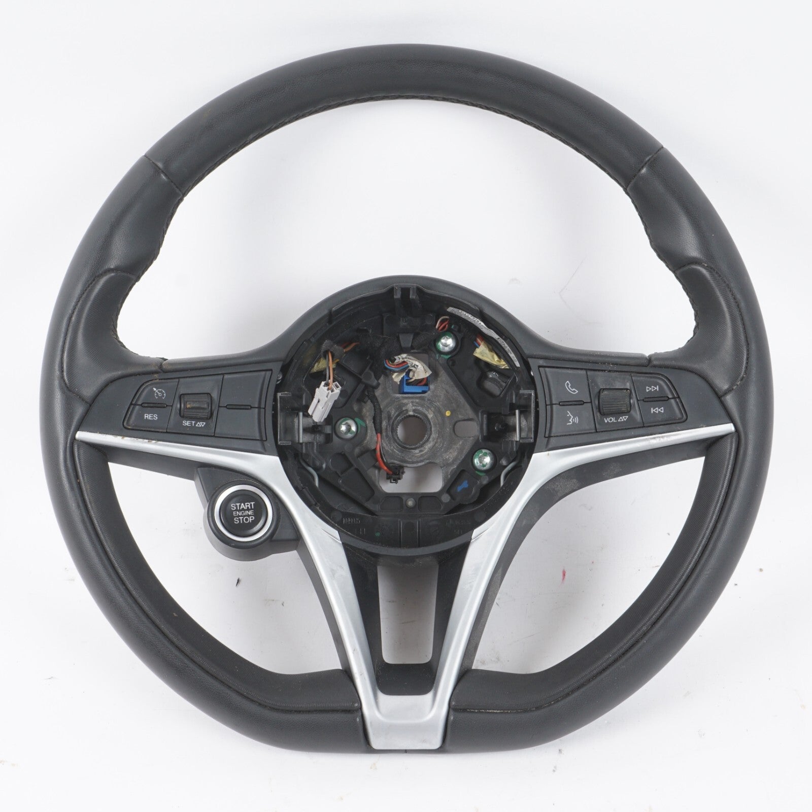 17 - 19 Alfa Romeo Giulia STEERING WHEEL W/ CONTROLS OEM