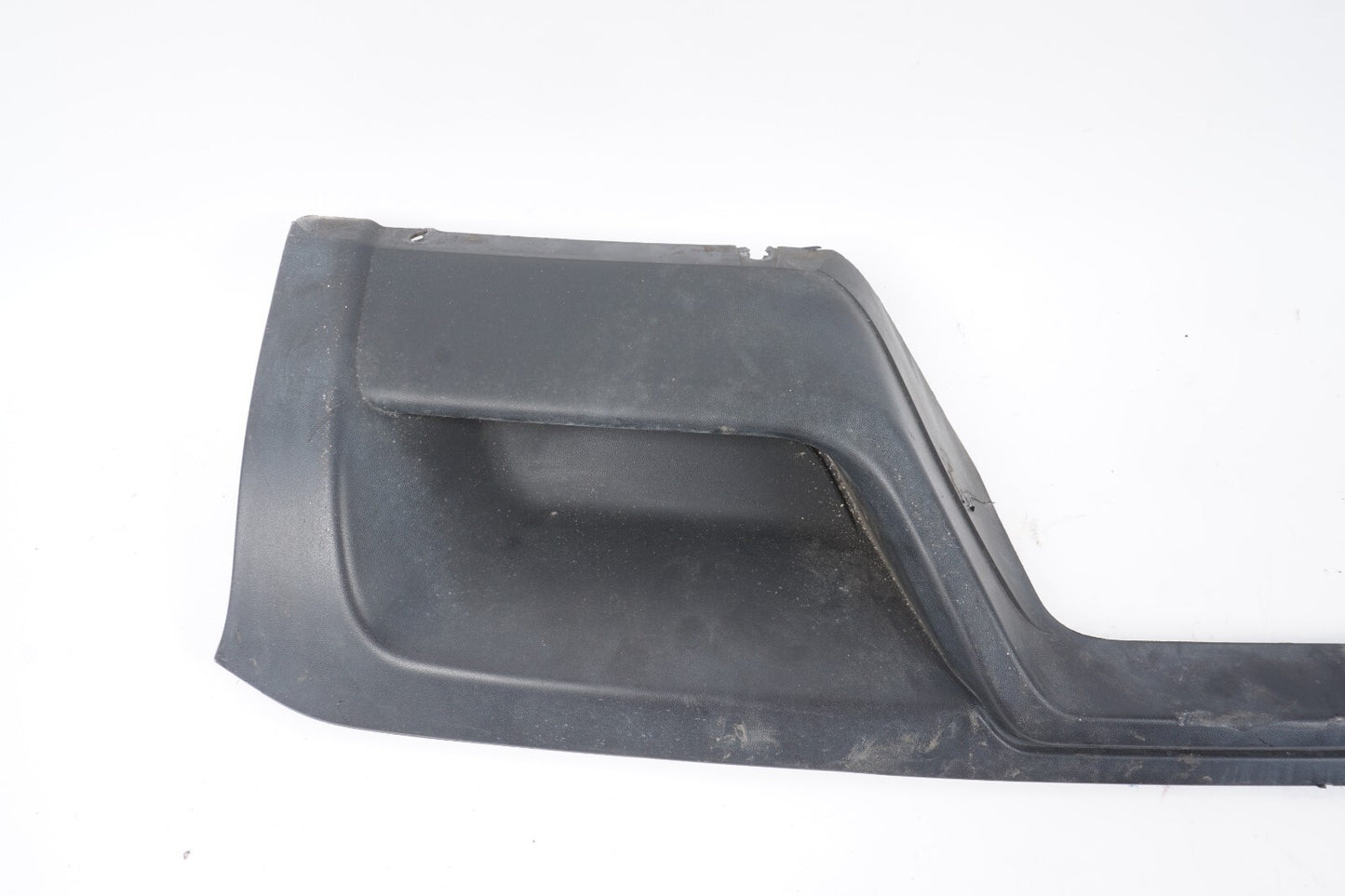 2011-2014 PORSCHE CAYENNE REAR BUMPER LOWER VALENCE DIFFUSER 7P5807834F OEM