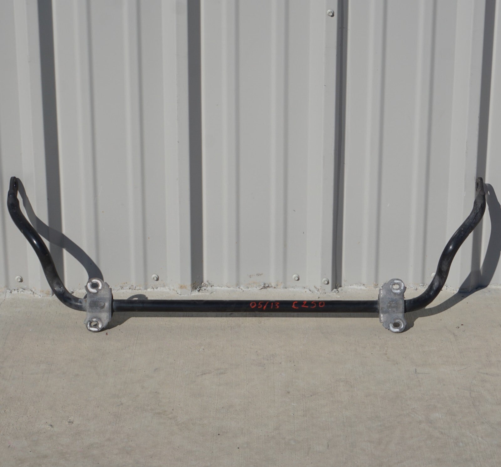 08-14 Mercedes C250 C300 C350 Front Stabilizer Sway Bar 2043232065  OEM
