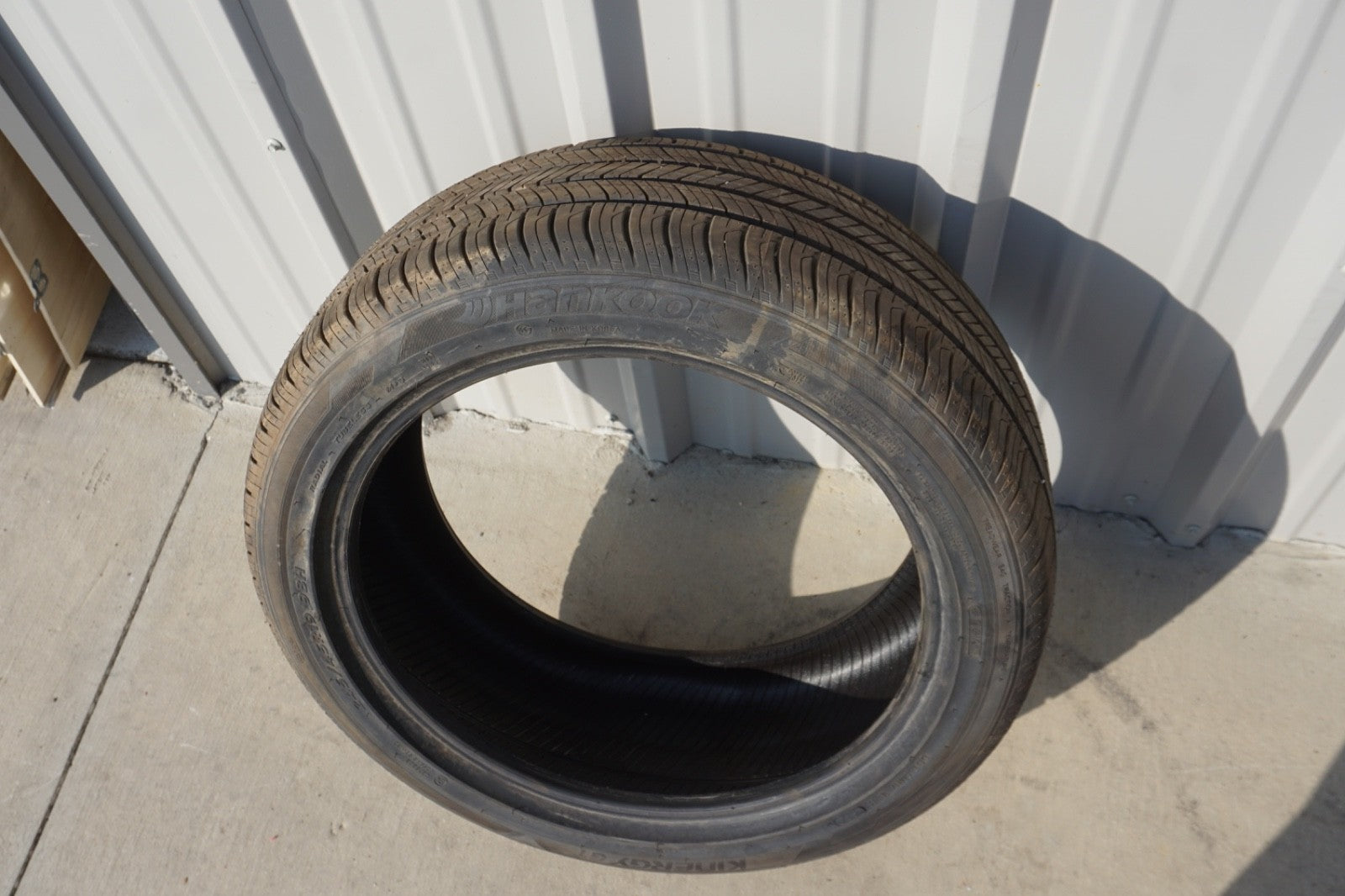 Used 245/45R19 Hankook Kinergy GT 98H - 10/32
