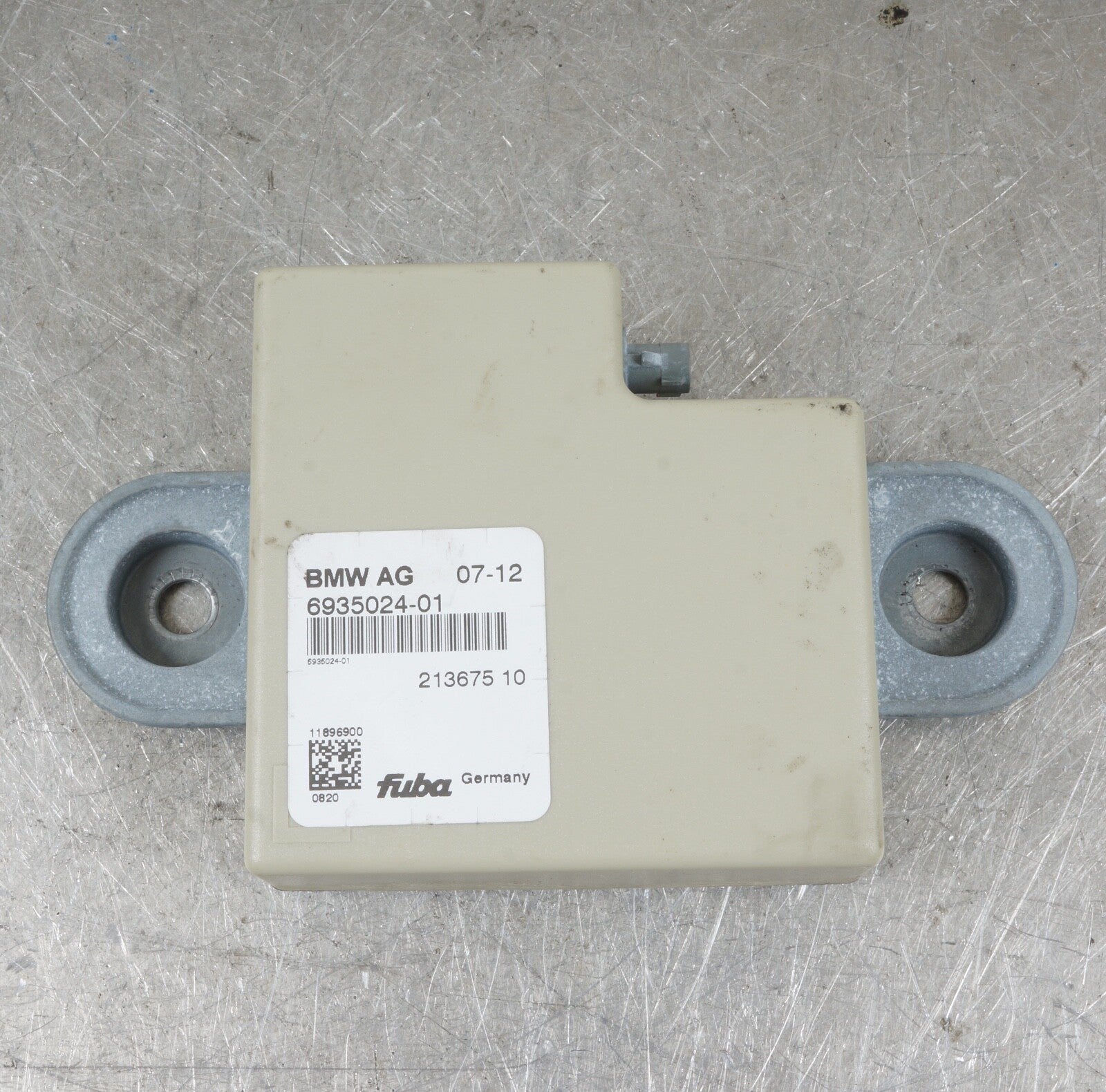 2008 - 2011 BMW 328 335 535 F10 X5 E70 ANTENNA AMPLIFIER CONTROL MODULE 6935024