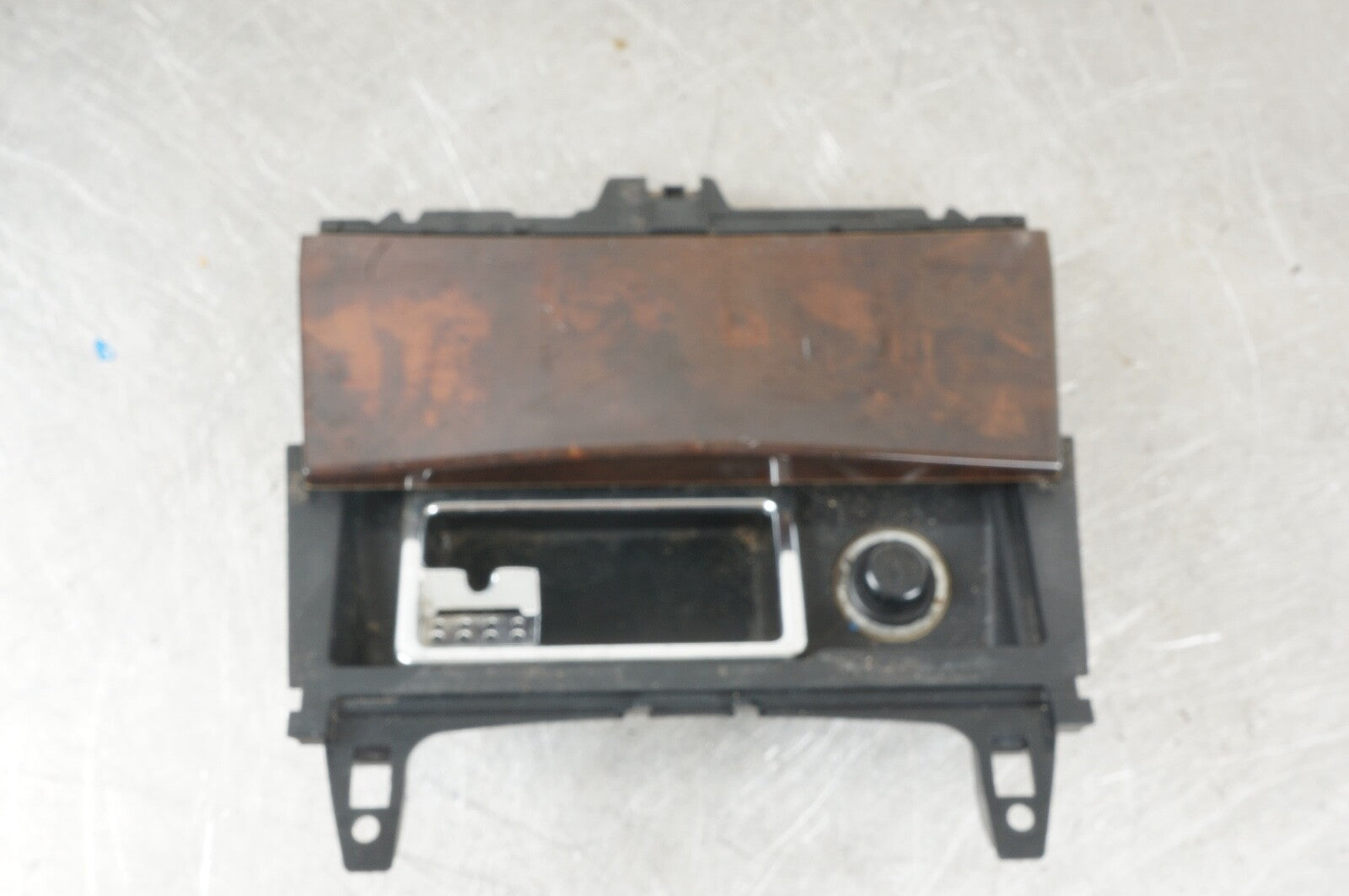 08-17 Mercedes W204 C300 E350 Center Console Ashtray Ash Tray Compartment OEM