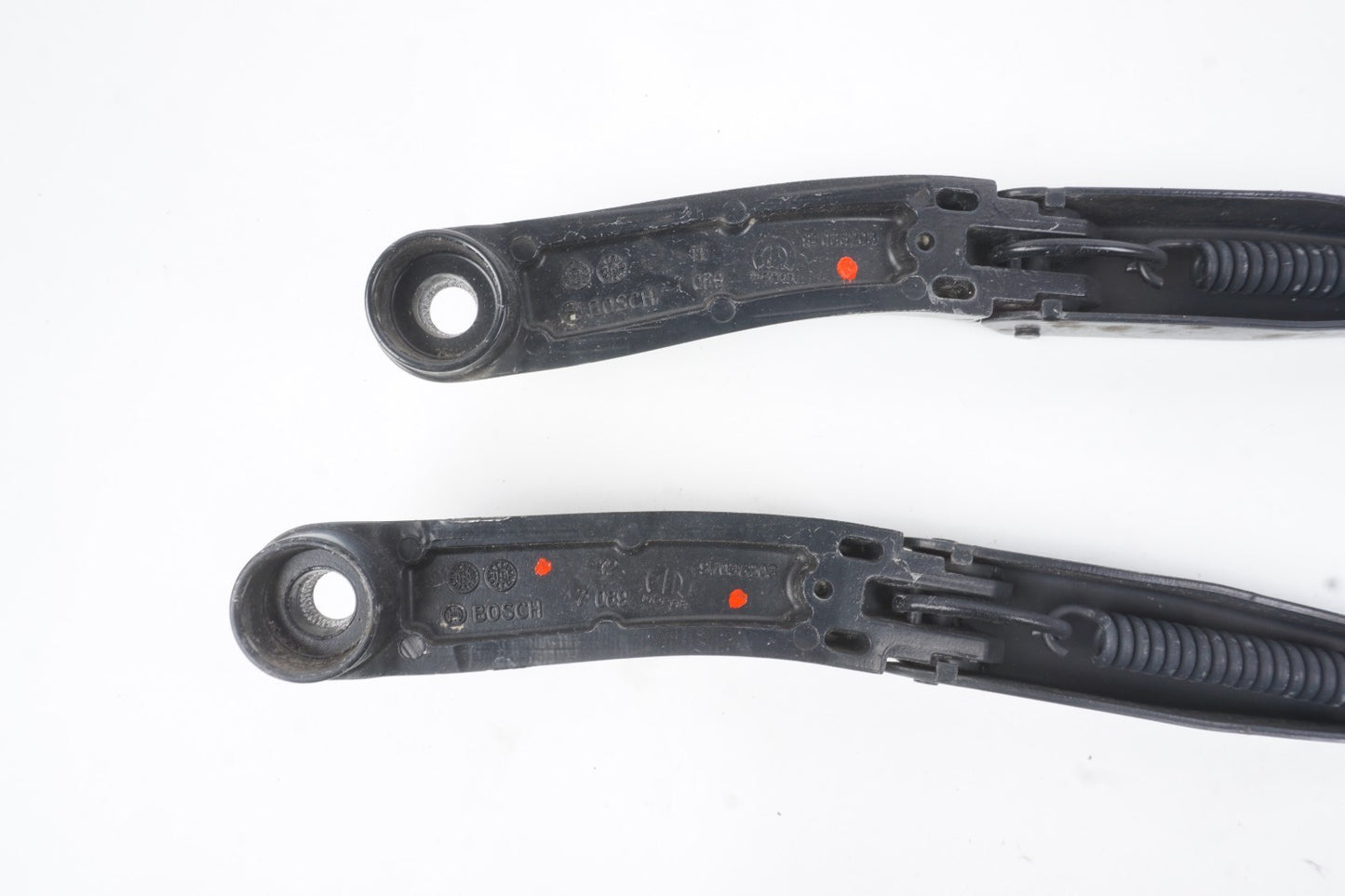 2015-2023 Jeep Renegade Front Windshield Wiper Arm Left & Right OEM