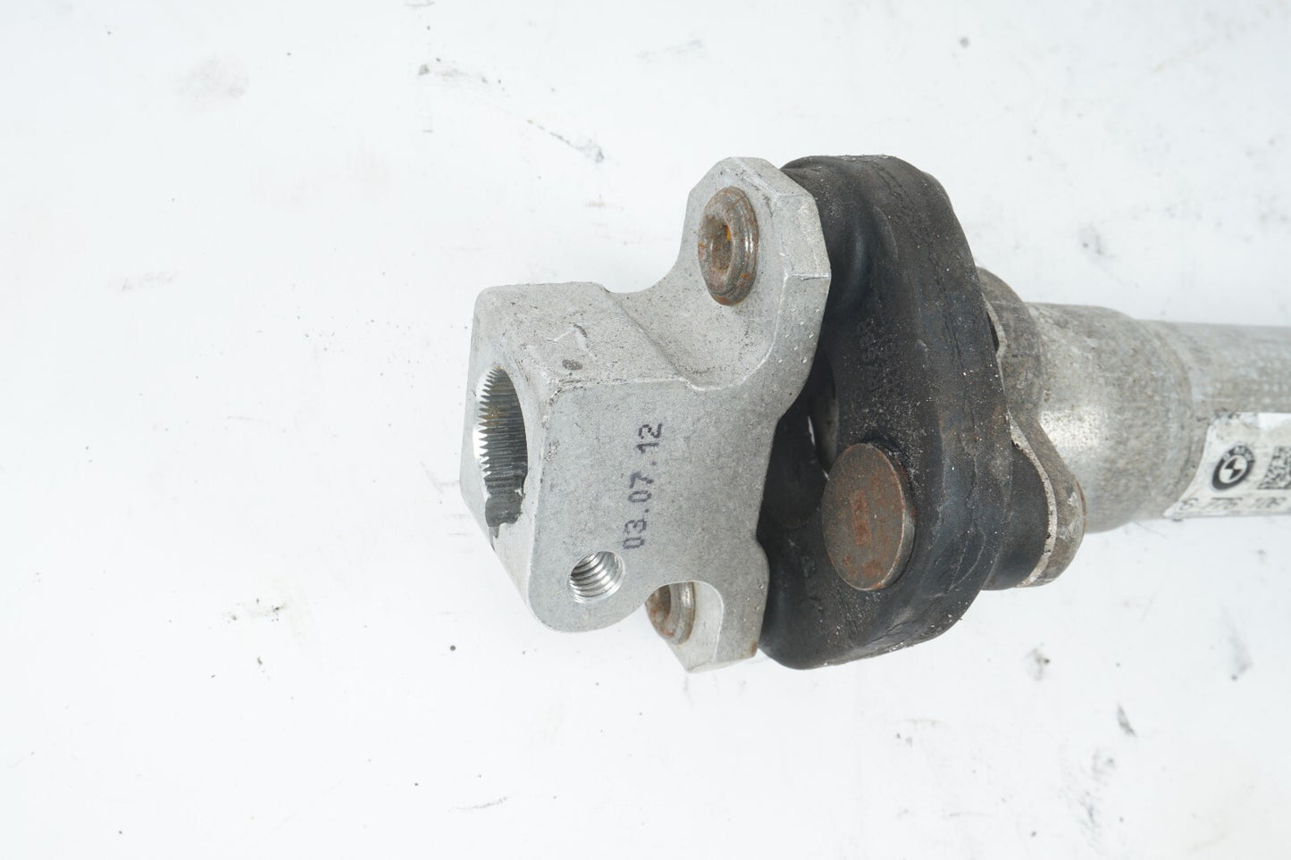 2012 - 2016 BMW 650i RWD STEERING COLUMN JOINT SHAFT 6776108 OEM