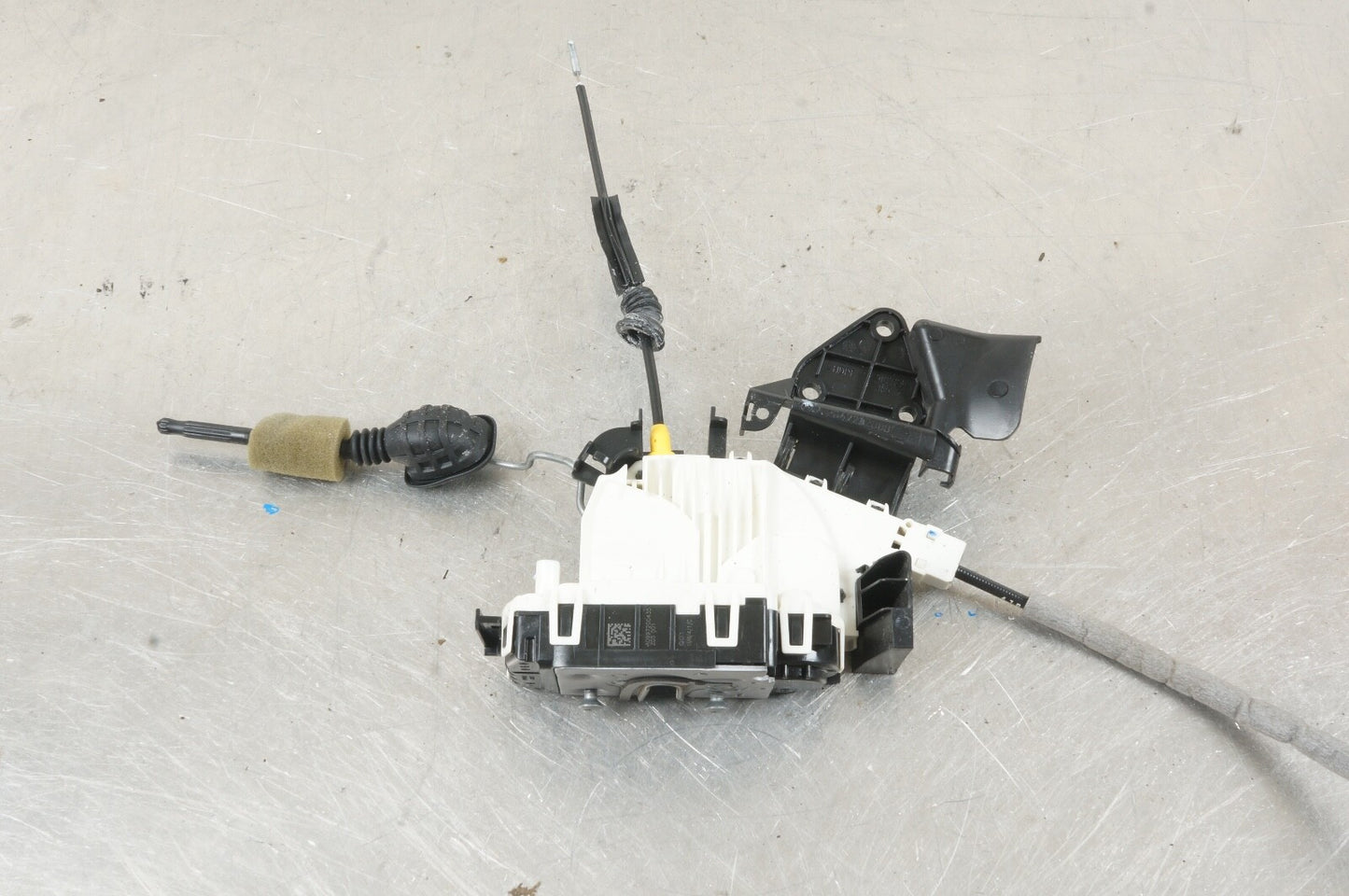 08-20 Mercedes W207 E350 C300 Front Right Side Door Lock Latch Actuator OEM