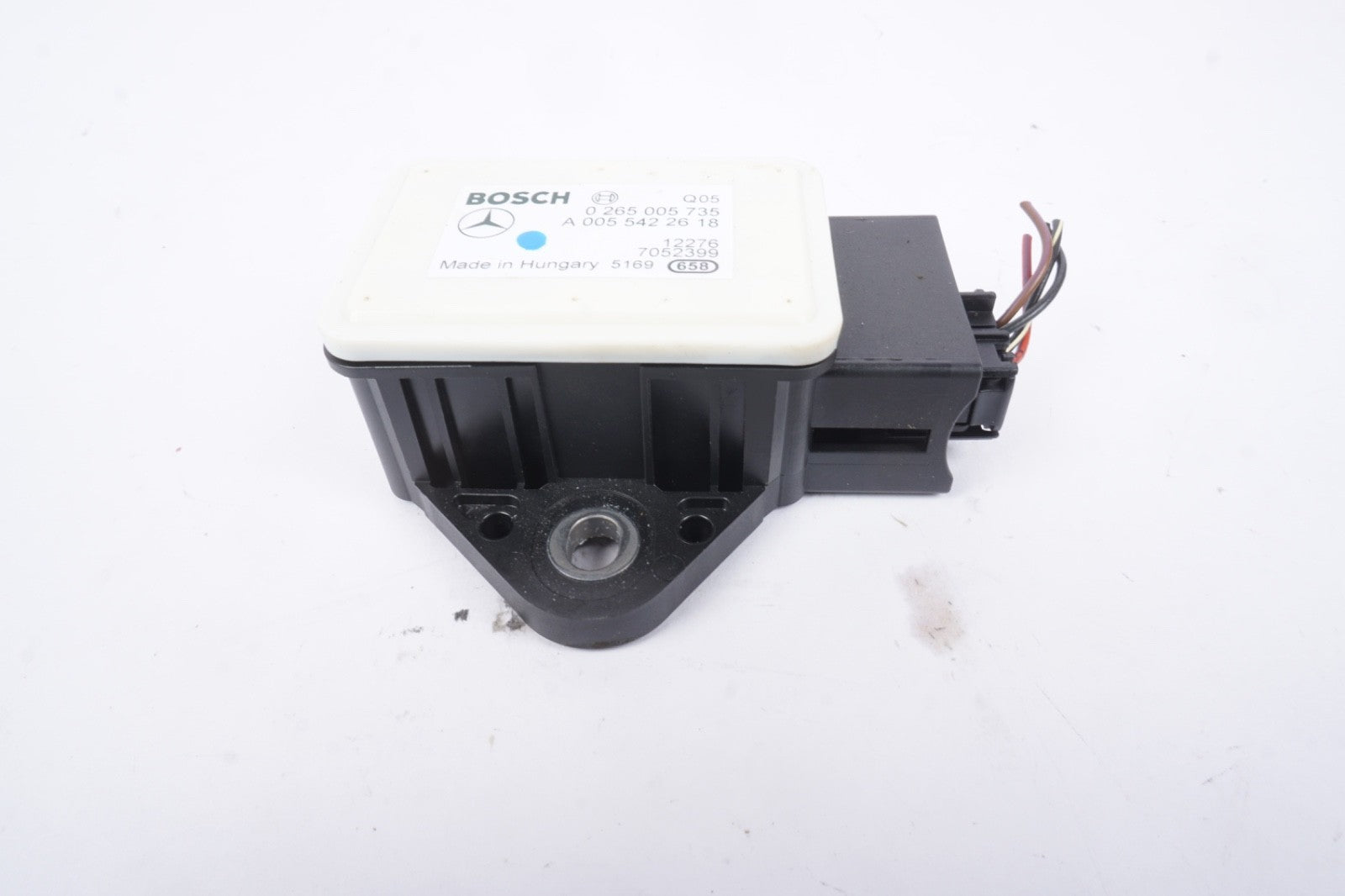 10-13 Mercedes E350 W212 Acceleration Rate Yaw Sensor A0055422618 OEM 0265005735