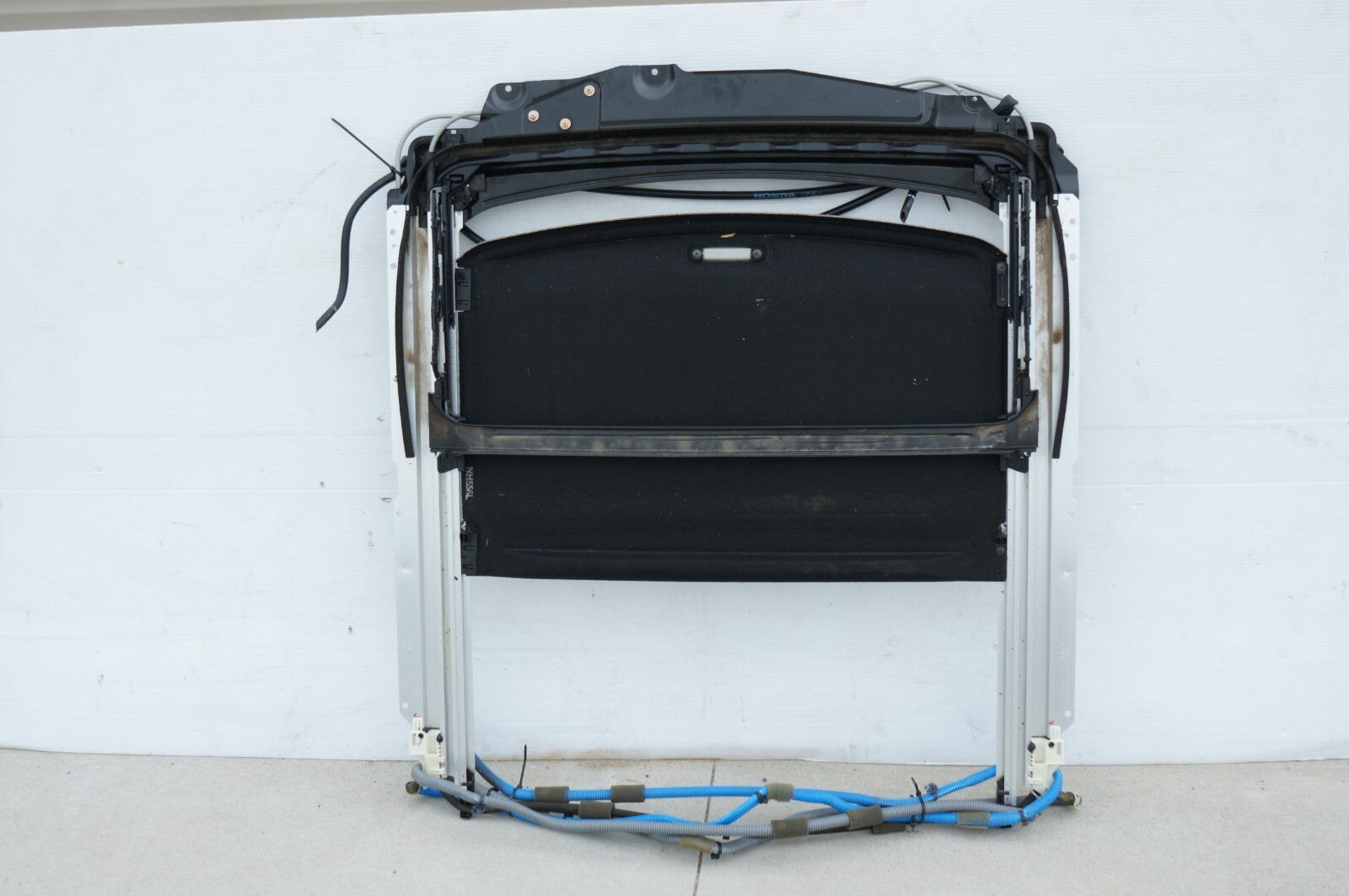 2011 - 2017 HONDA ODYSSEY SUNROOF TRACK FRAME  OEM