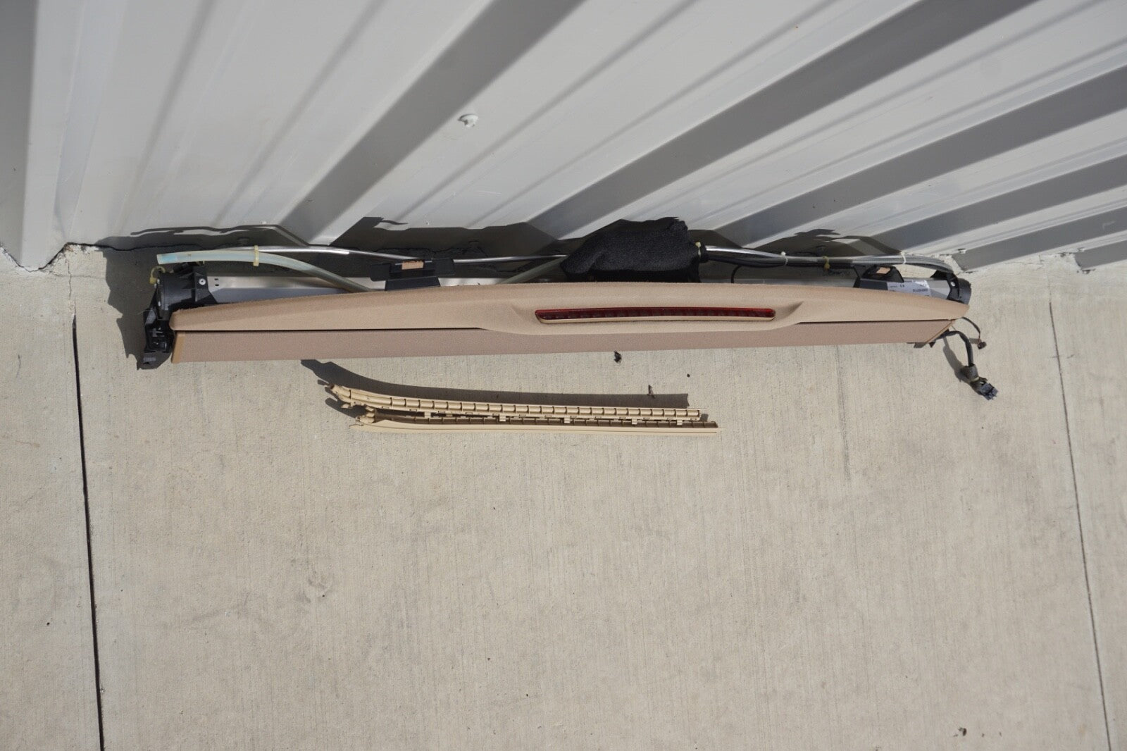 07-13 Mercedes W221 S63 S550 Rear Window Sun Shade Screen Roller Blind Beige OEM