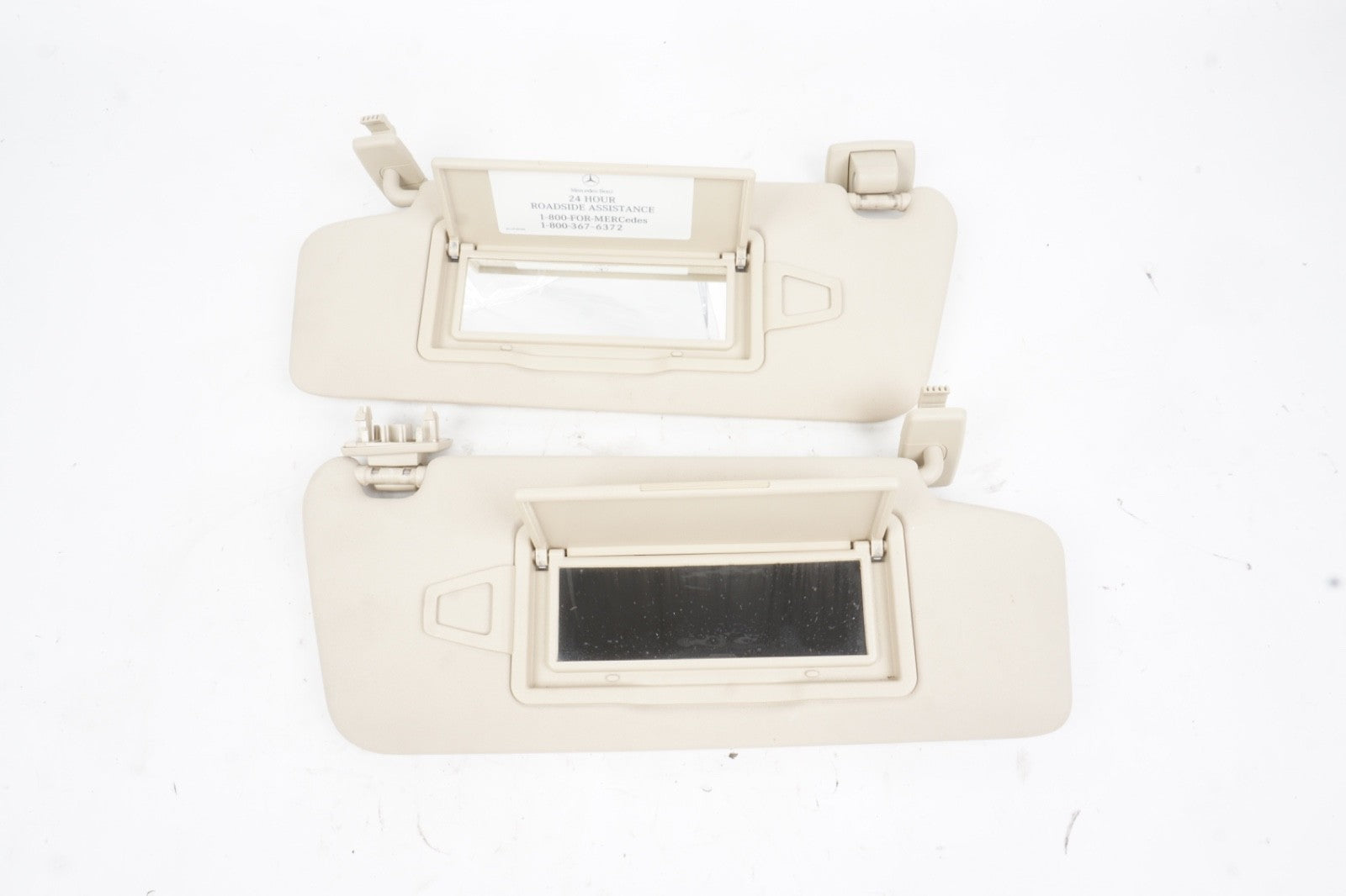 2008 - 2014 Mercedes W204 C250 C300 C350 Front Right And Left Sun Visor Pair OEM