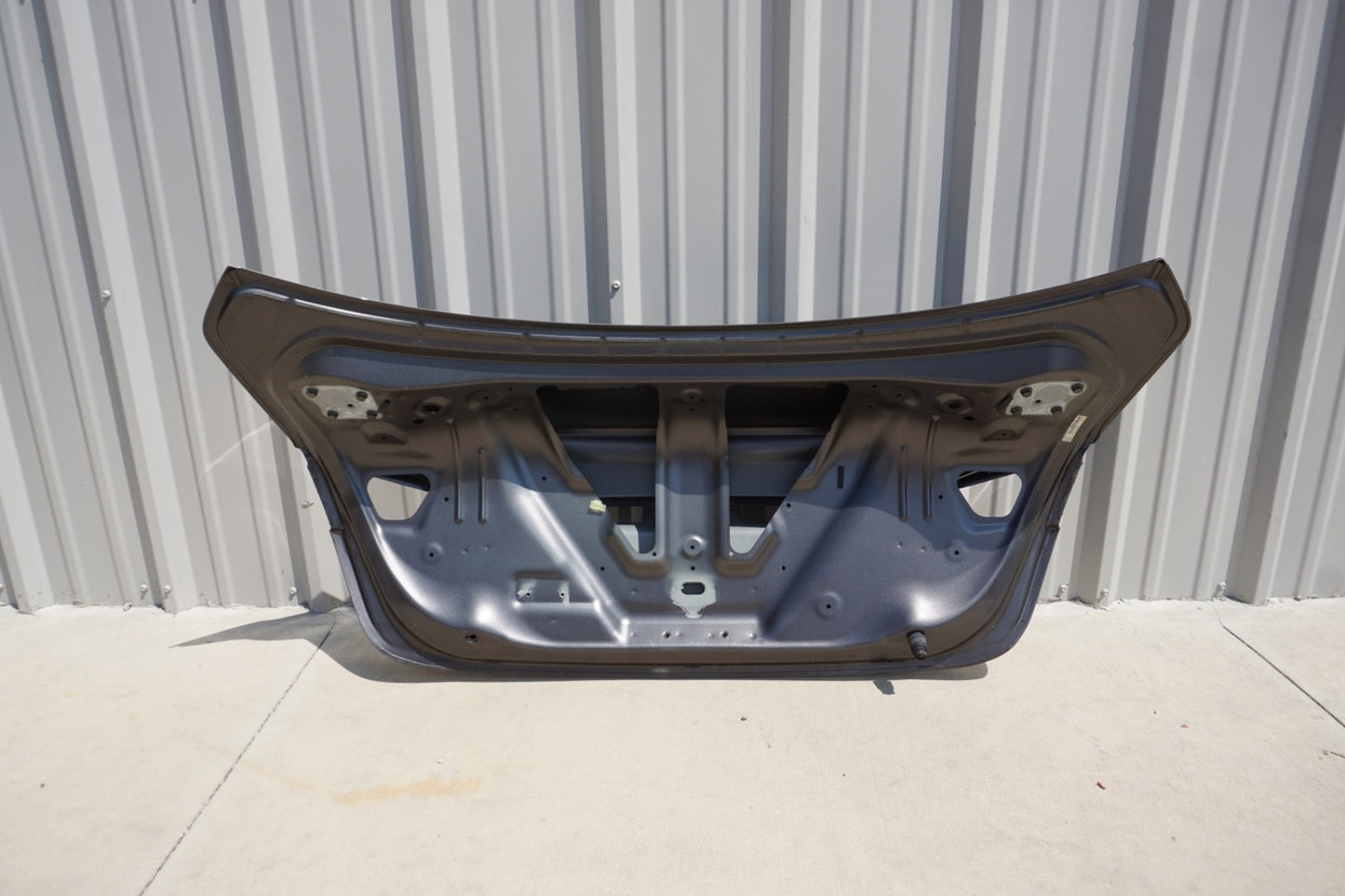 2014 - 2020 Maserati Ghibli Rear Trunk Lid Hatch Shell Assembly 673004651