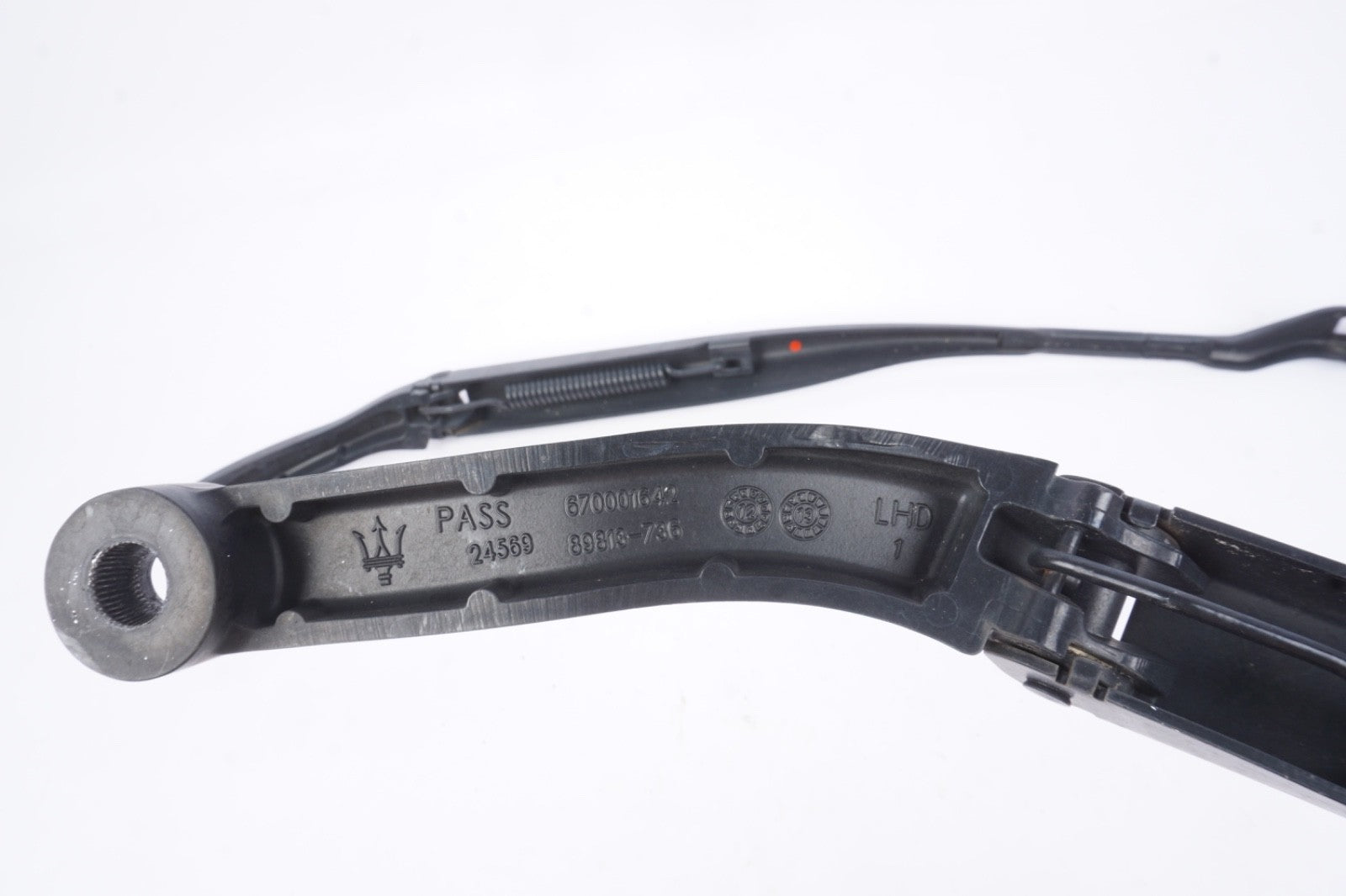 14-19 MASERATI GHIBLI M157 SET OF 2 FRONT LEFT RIGHT WINDSHIELD WIPER ARM OEM