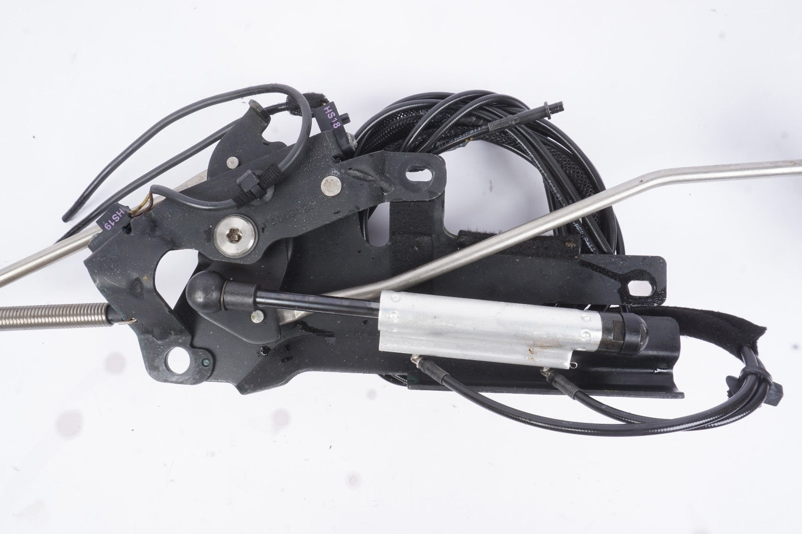 2006 - 2013 VOLVO C70 CONVERTIBLE TOP FRONT LOCKING LATCH ASSEMBLY RIGHT LEFT