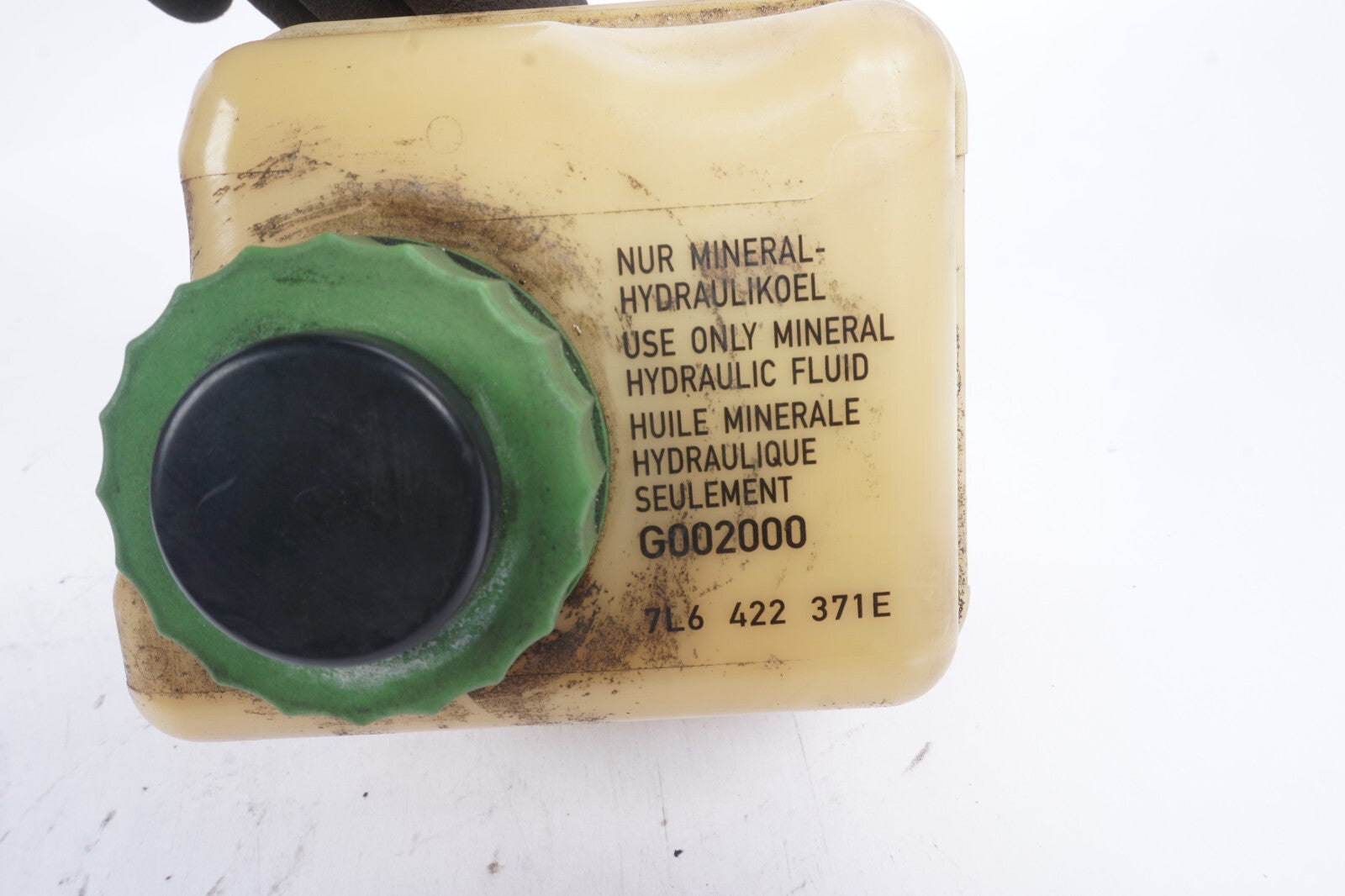 11-18 Porsche Cayenne 958 Power Steering Pump Reservoir 7L6422371E  OEM