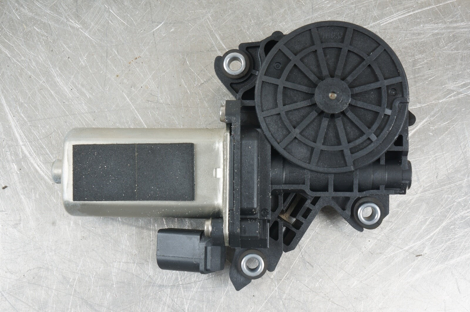 2011-2018 AUDI A6 A7 A8 A8L FRONT / REAR RIGHT SIDE DOOR CLOSE ASSIST MOTOR OEM