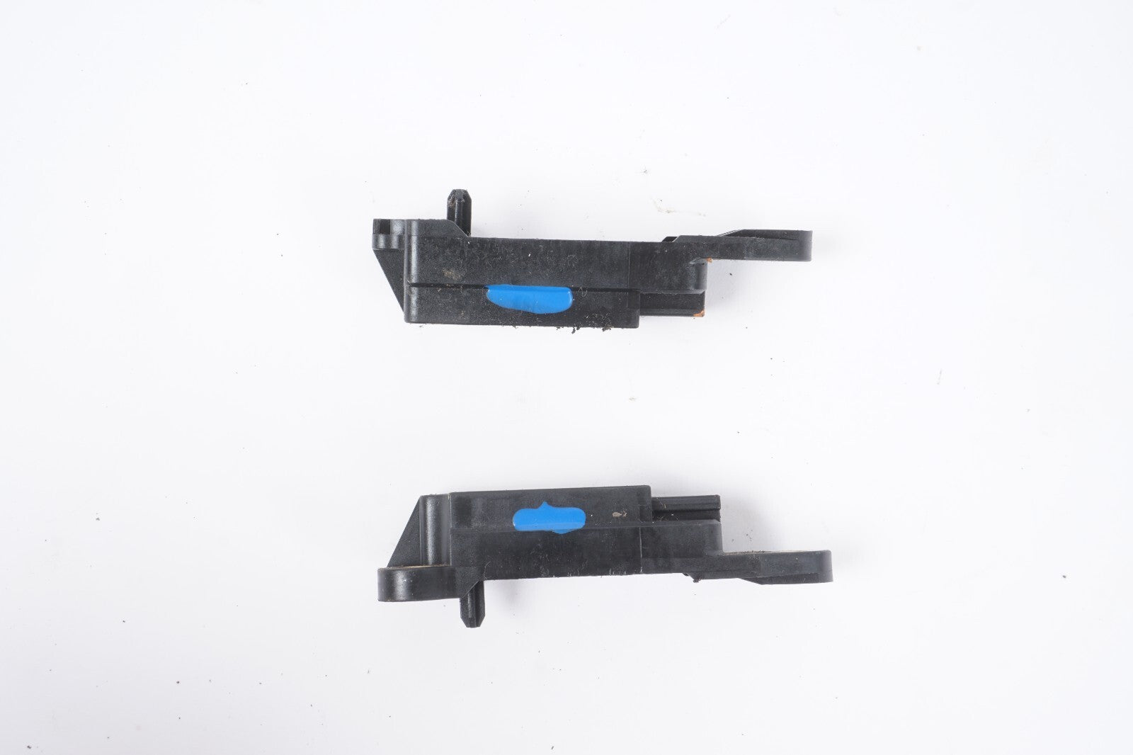 03-06 Mercedes R230 SL500 Side Sensors 2208204426  OEM