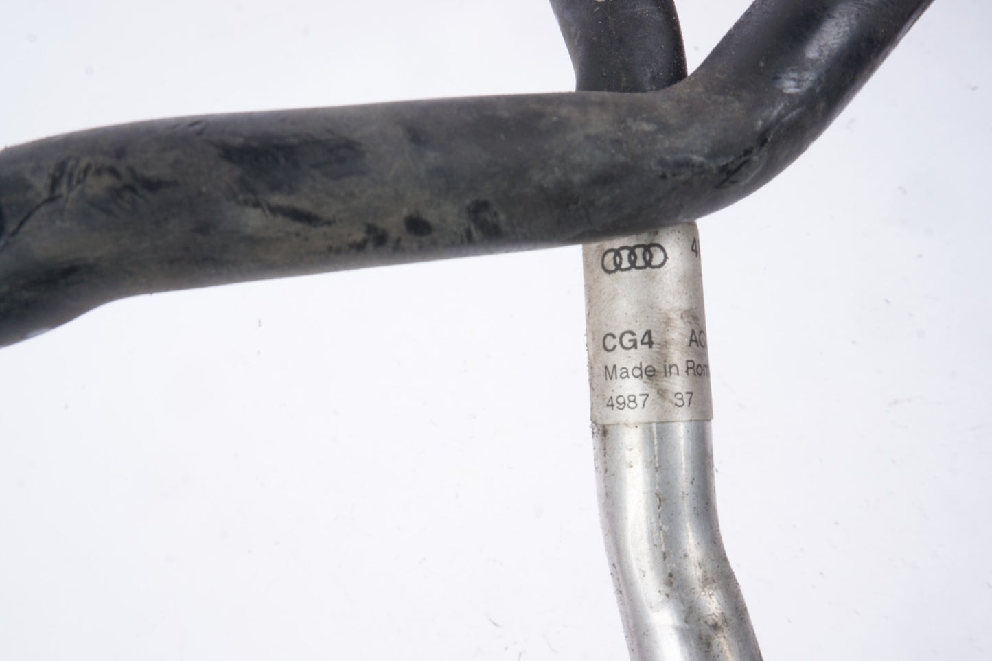 2011 2012 AUDI A8 4.2l Lower HIGH Pressure AC Hose Line Pipe 4H0260701M OEM