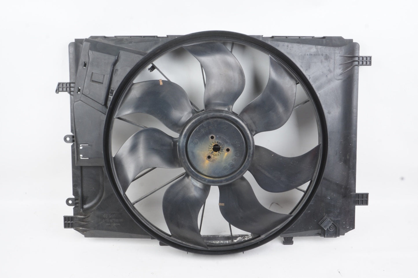 2008 - 2018 MERCEDES C250 Engine Radiator Cooling Fan Shroud NO MOTOR
