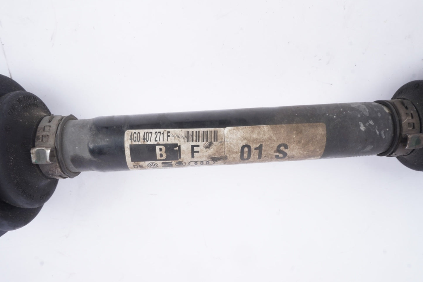 12-18 Audi A6 A7 A8 Quattro C7 Front Left or Right CV Axle Shaft Assembly OEM