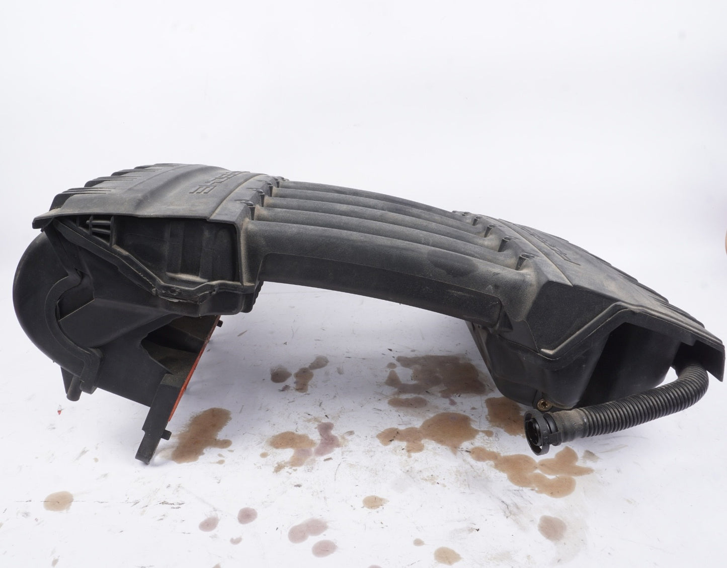 2011 - 2018 Porsche Cayenne 3.6 Upper Intake Manifold Plenum OEM