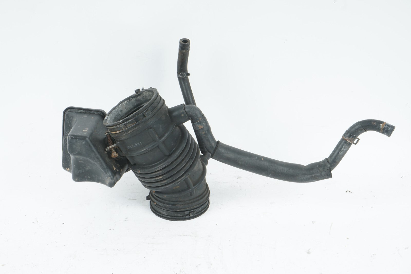 2013-2016 HYUNDAI SANTA FE AIR INTAKE DUCT HOSE PIPE OEM