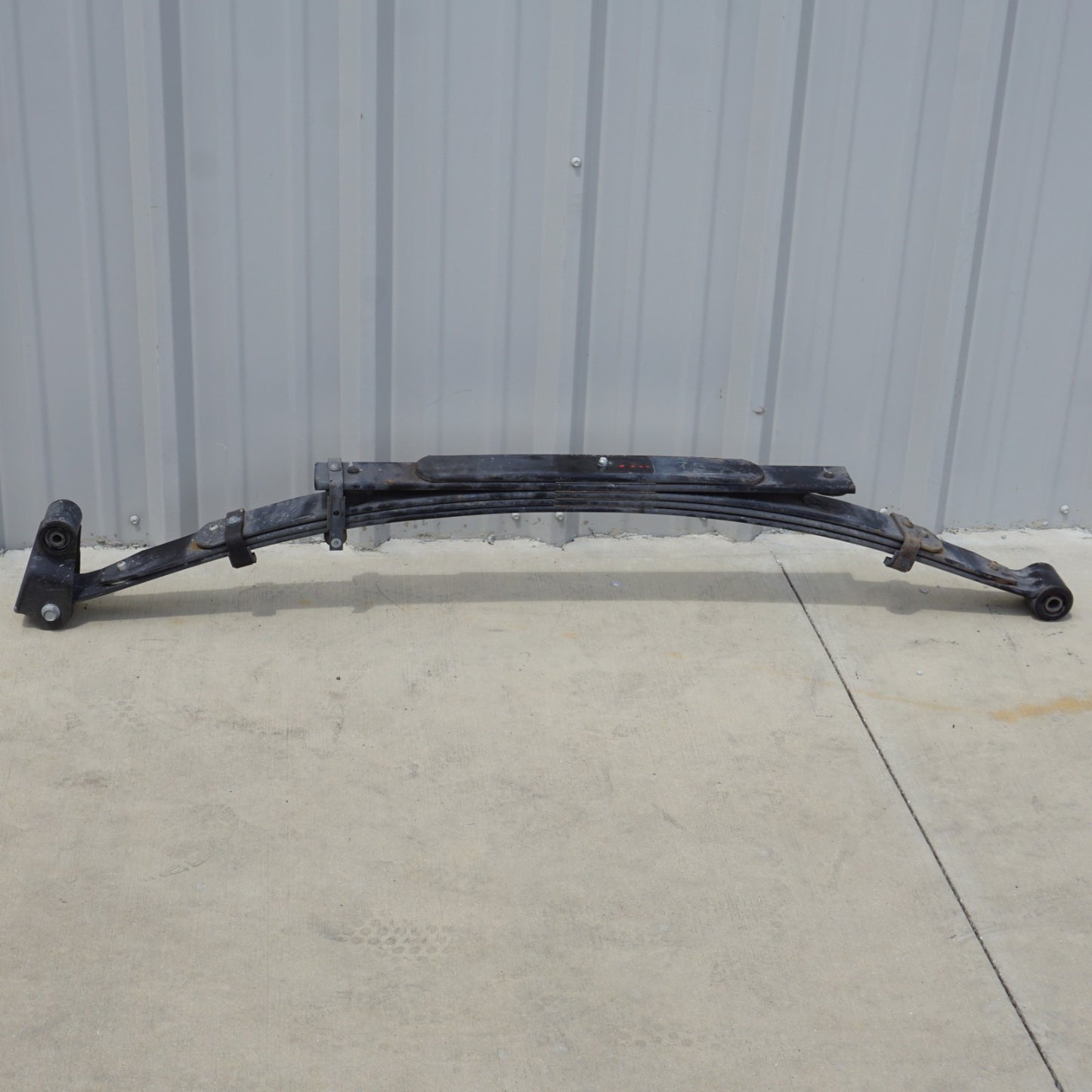 2017 - 2024 NISSAN TITAN XD REAR RIGHT SIDE SUSPENSION LEAF SPRING OEM