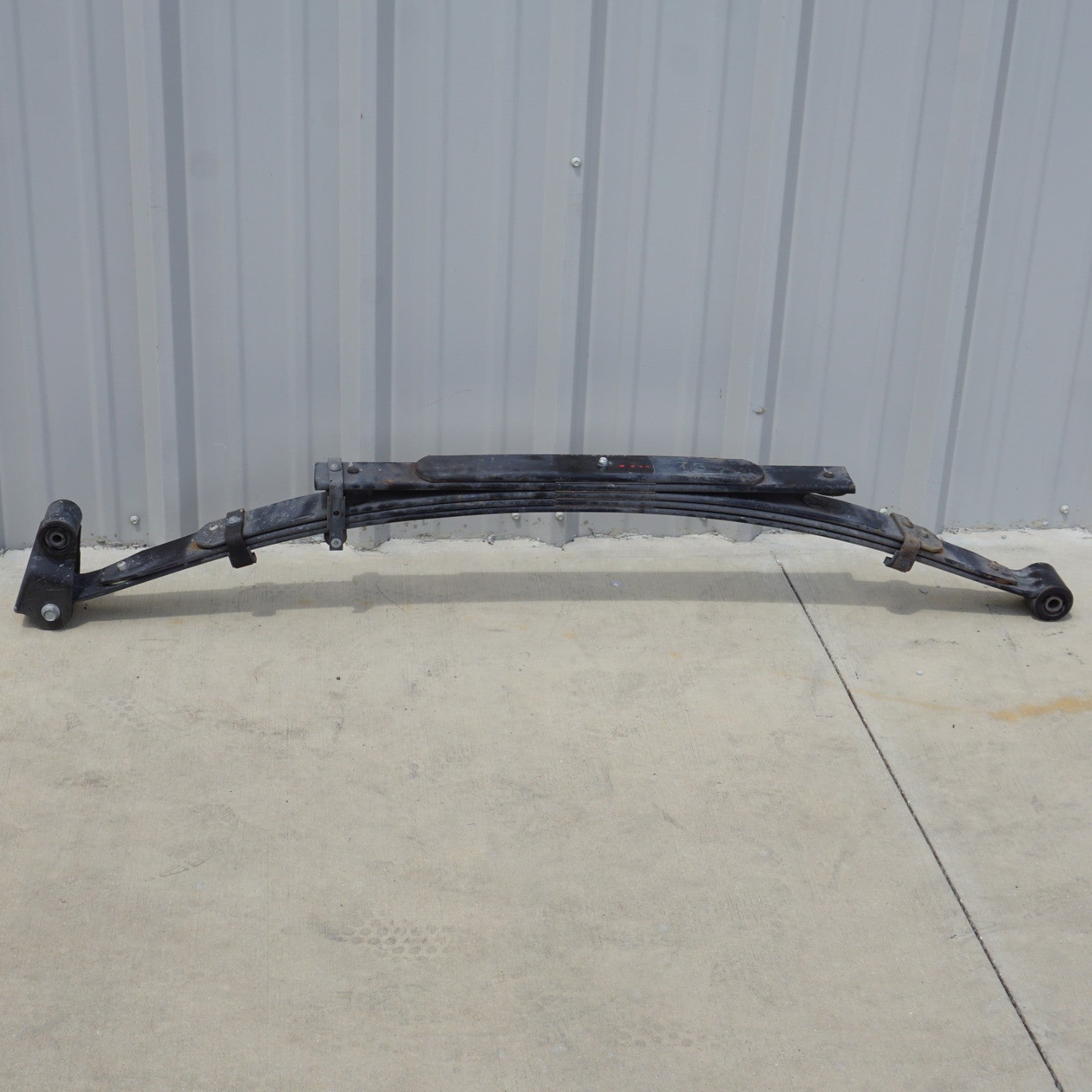2017 - 2024 NISSAN TITAN XD REAR RIGHT SIDE SUSPENSION LEAF SPRING OEM