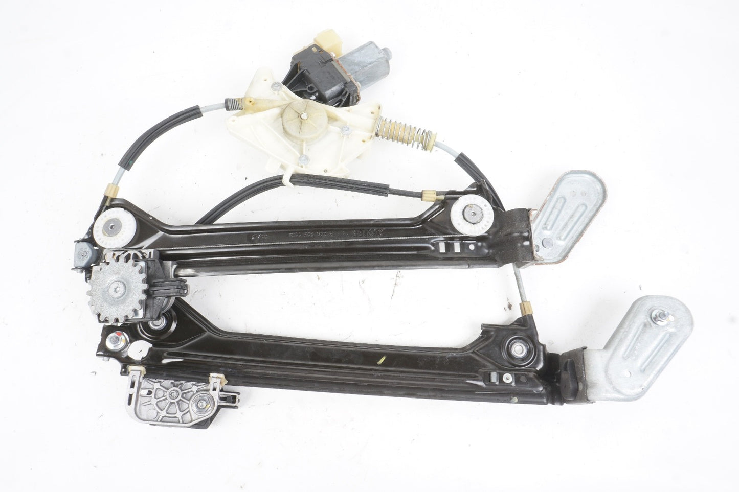 2014 - 2020 MASERATI GHIBLI RIGHT PASS REAR DOOR WINDOW REGULATOR W/ MOTOR OEM