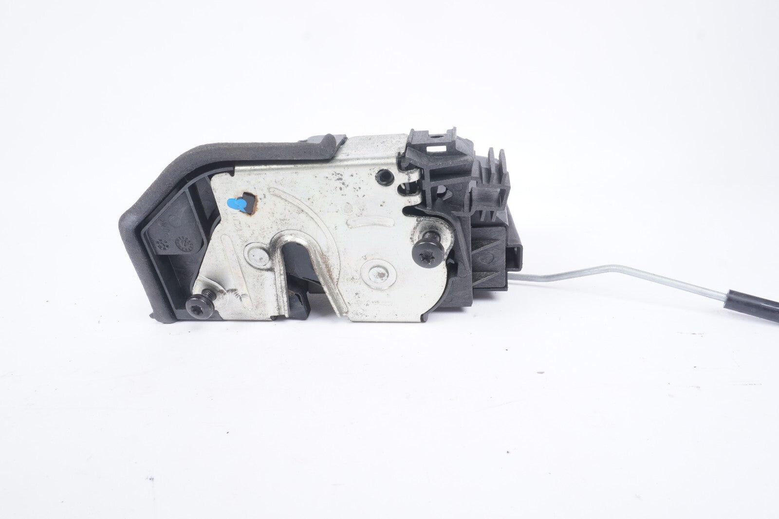 2004 - 2010  BMW 650i E63 E64 Front Right Passenger Door Lock Actuator OEM