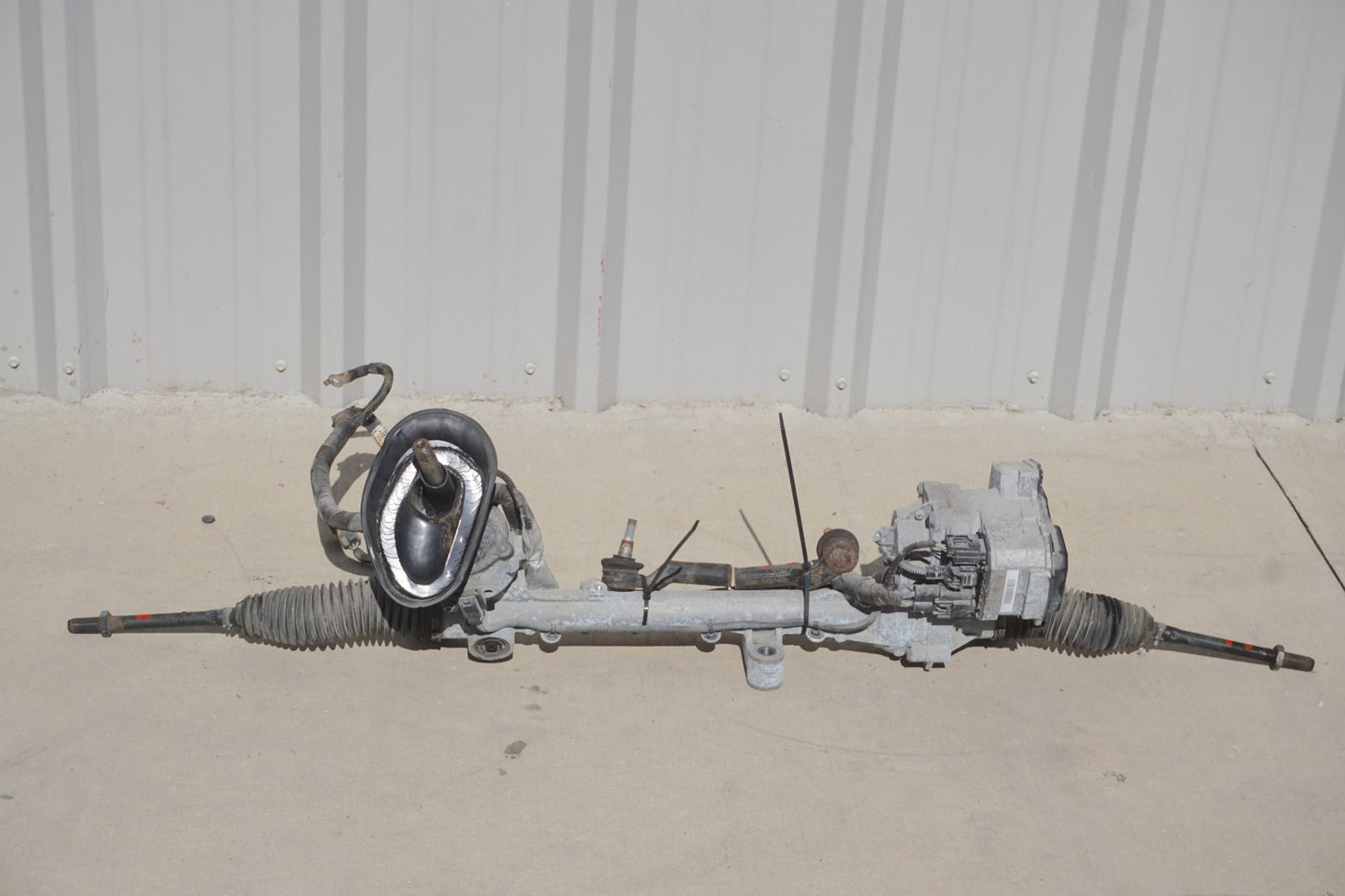 2017-2018 Ford Focus Electric Power Steering Gear Power Rack and Pinion OEM